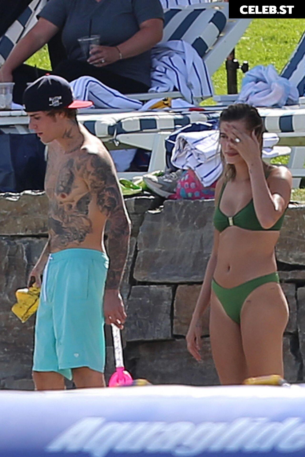 Hailey Bieber Image 2088017