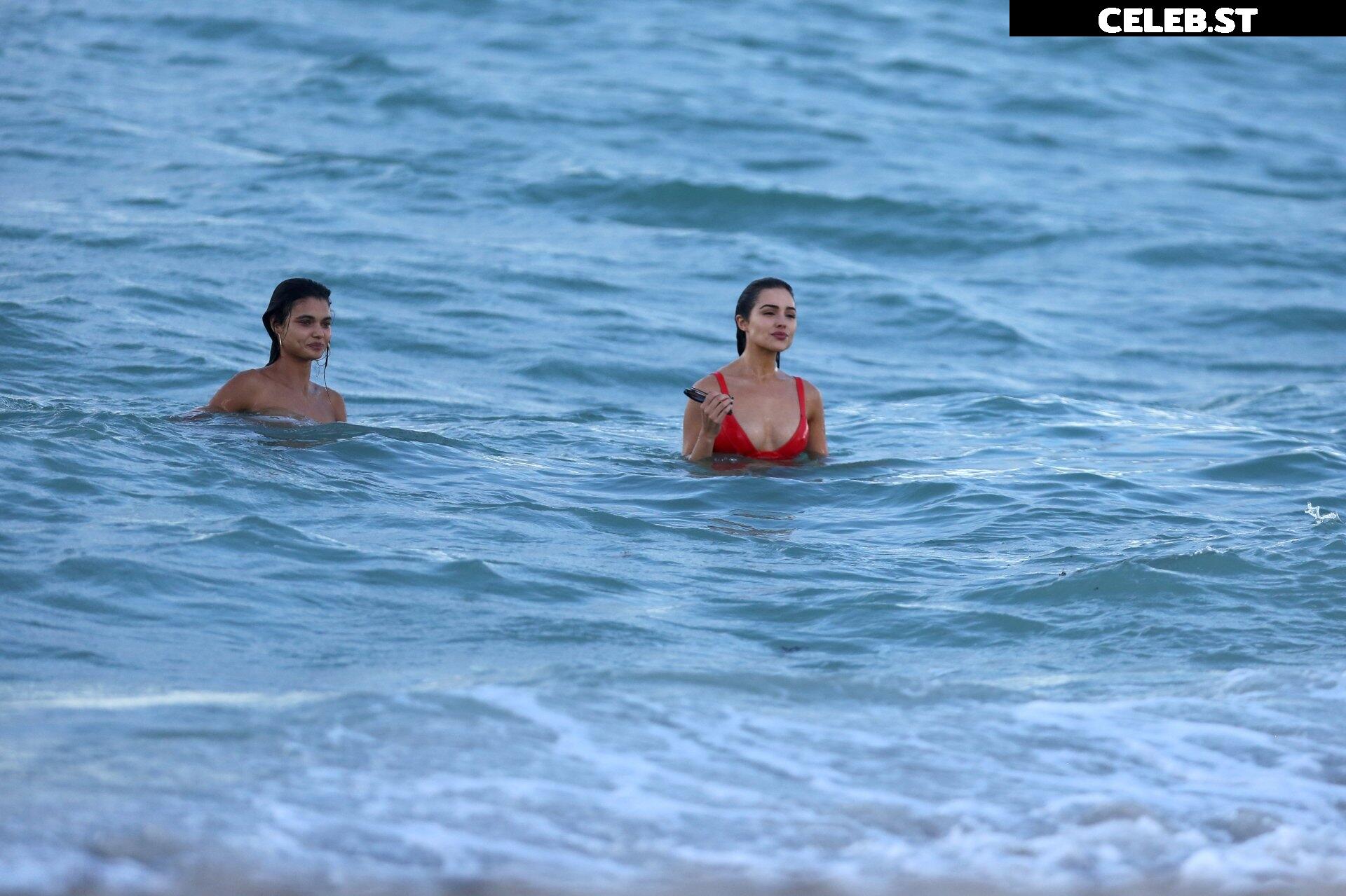 Shanina Shaik Image 2075353