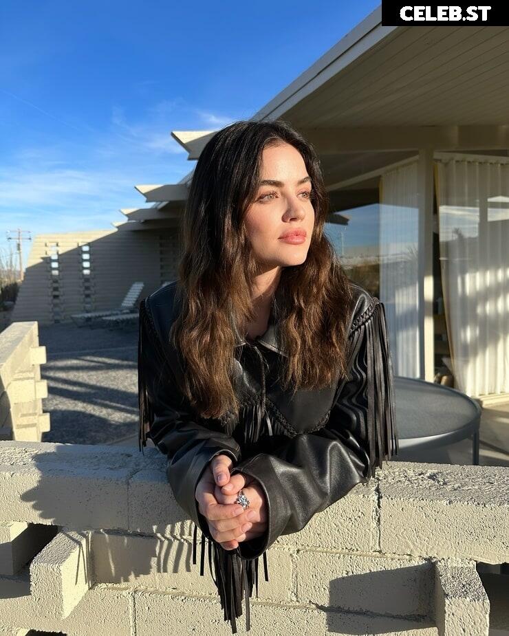 Lucy Hale Image 2075346