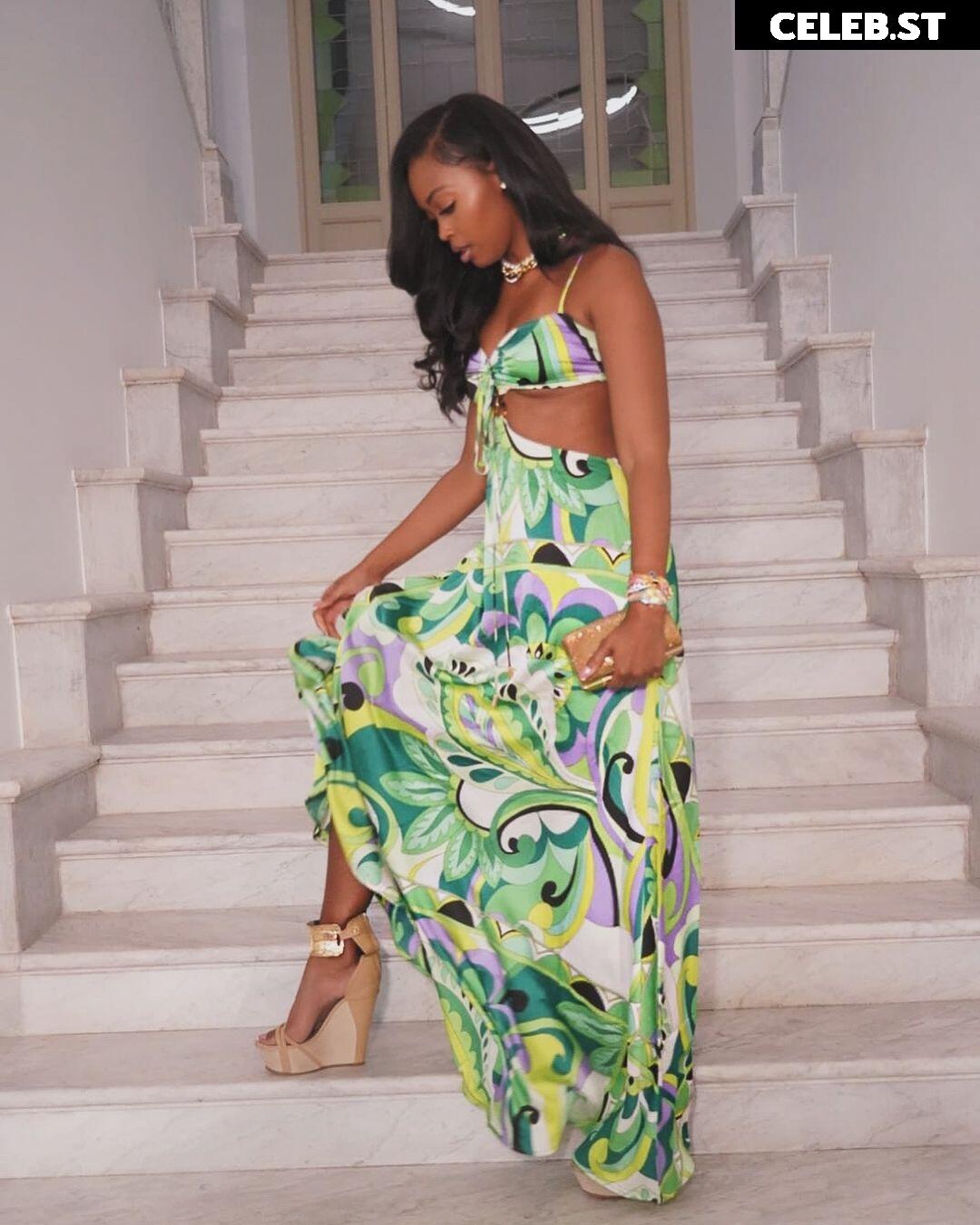 Nafessa Williams Image 2074297