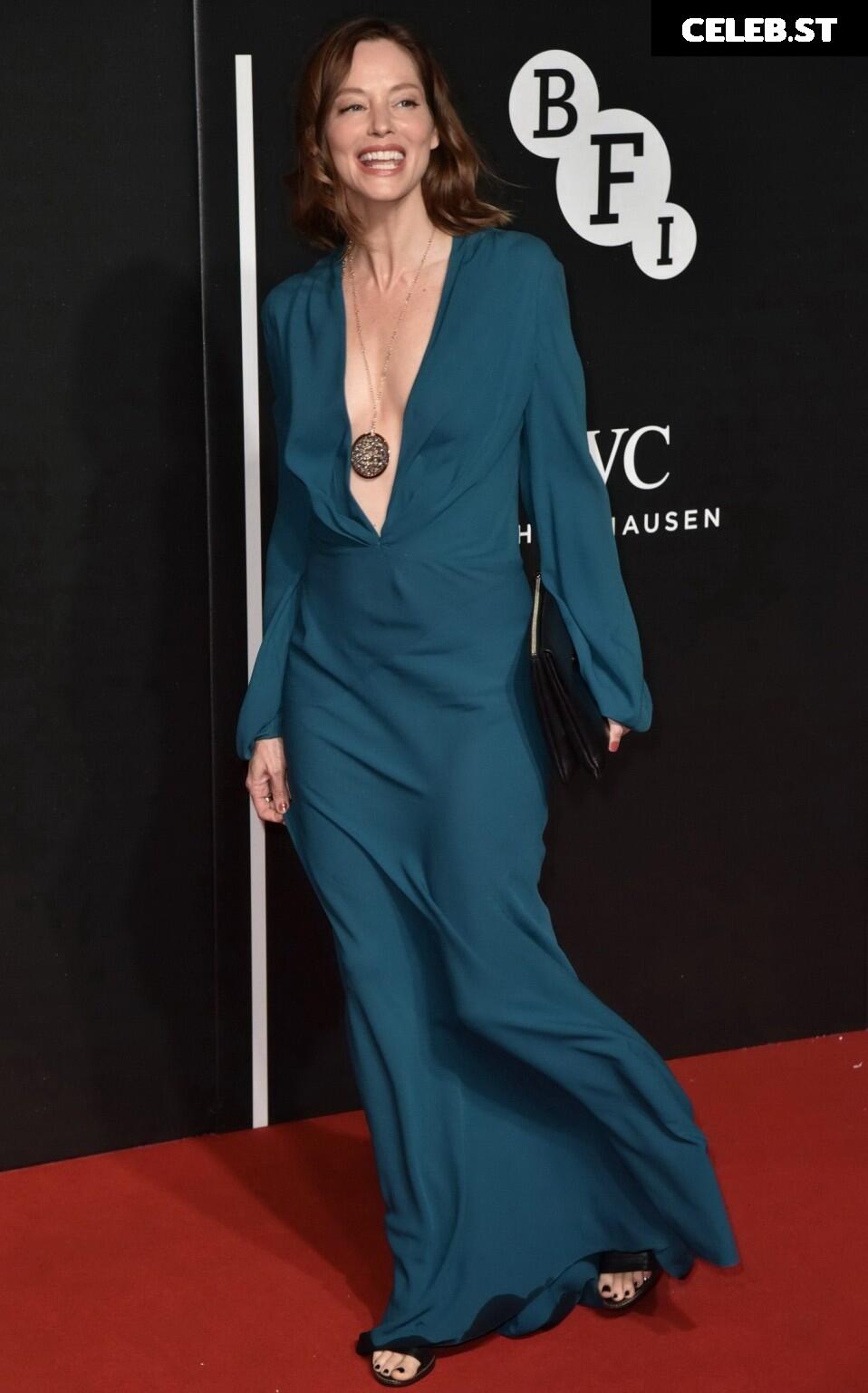Sienna Guillory Image 2071061