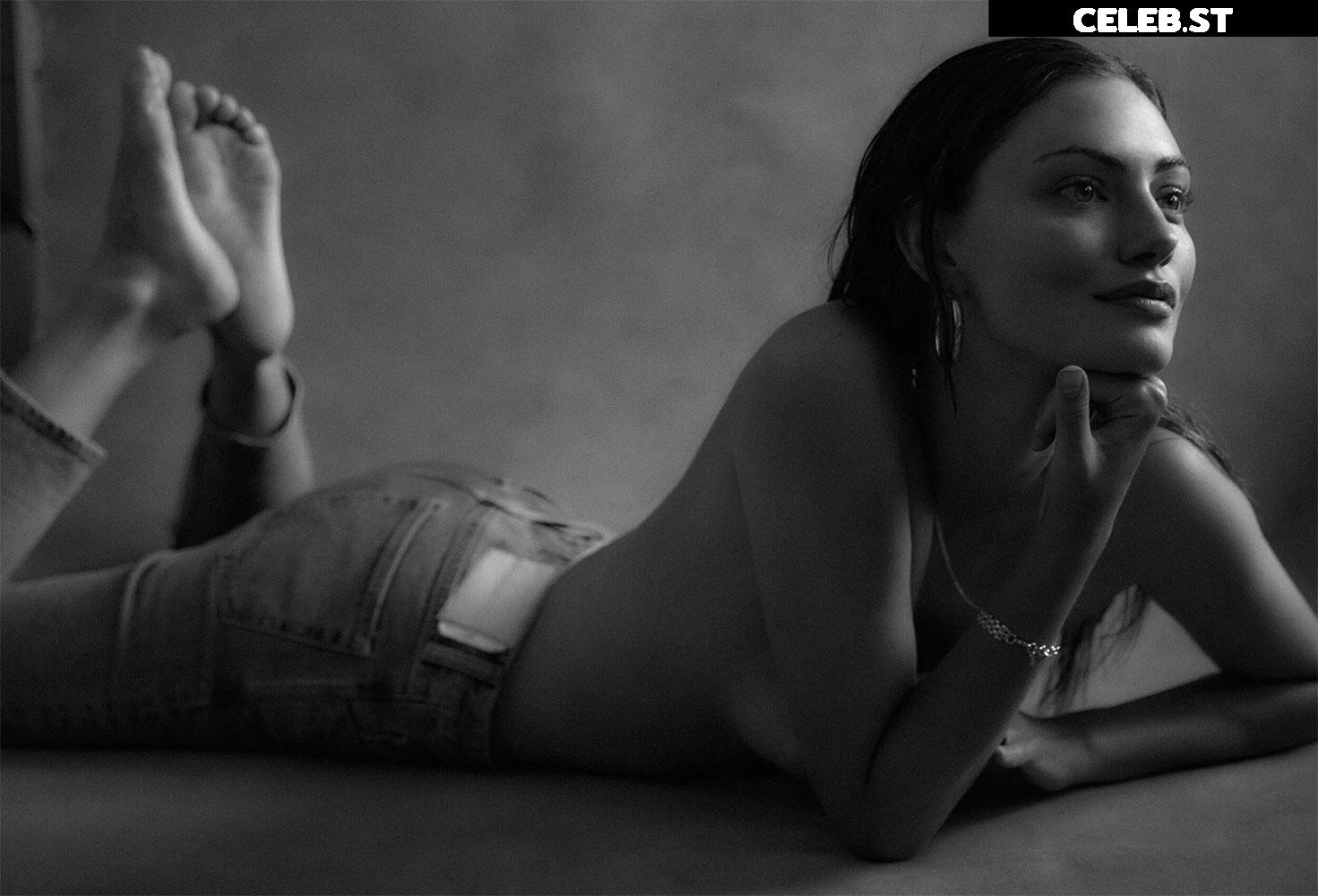 Phoebe Tonkin Image 2072627