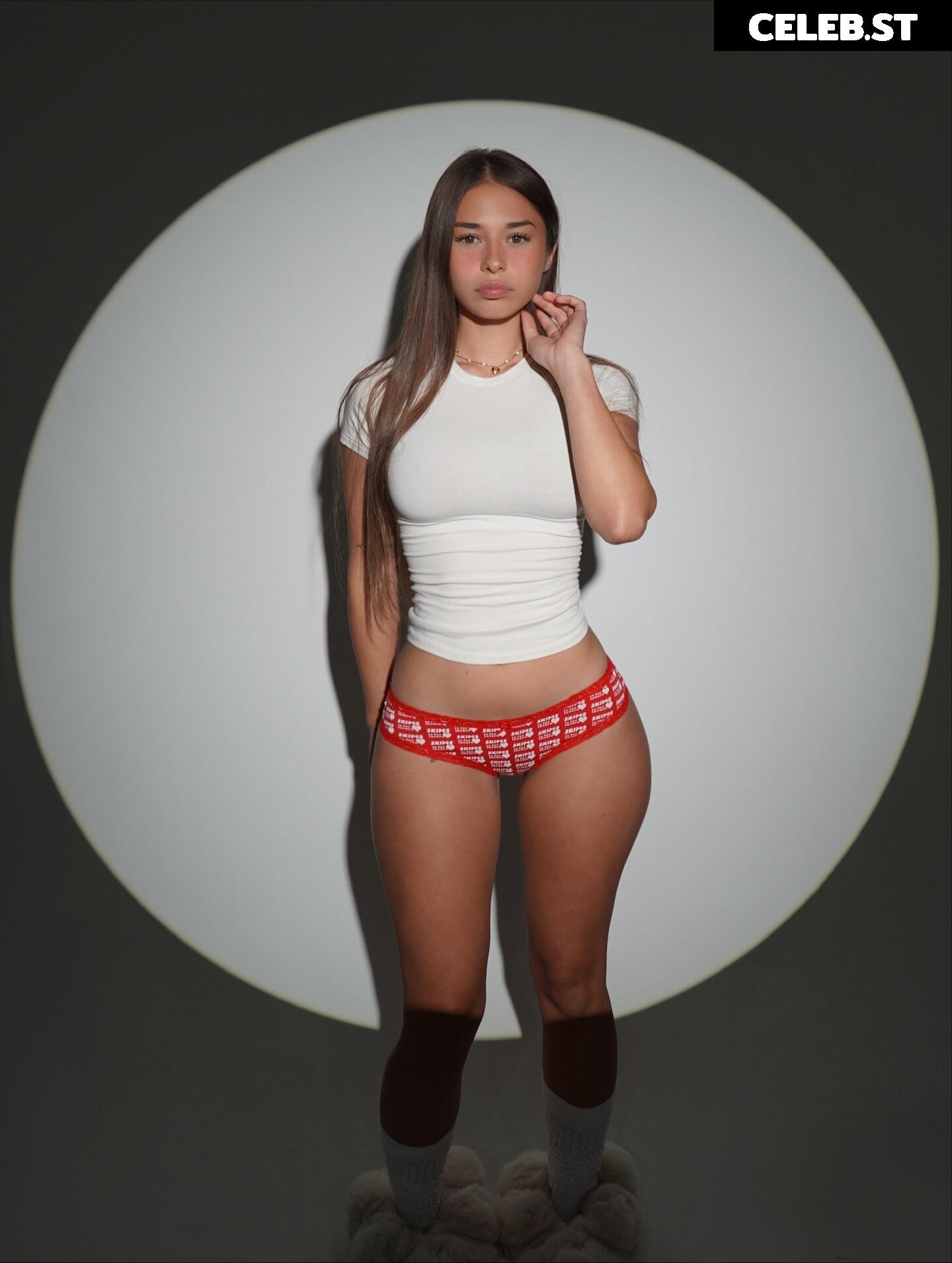 Malayaax - Sophieraiin Image 20735432