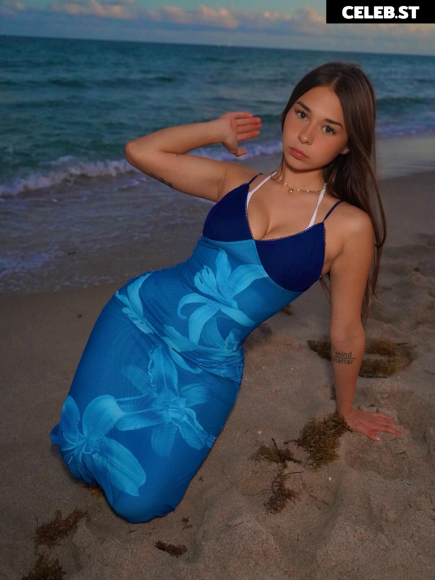 Malayaax - Sophieraiin Image 20735446