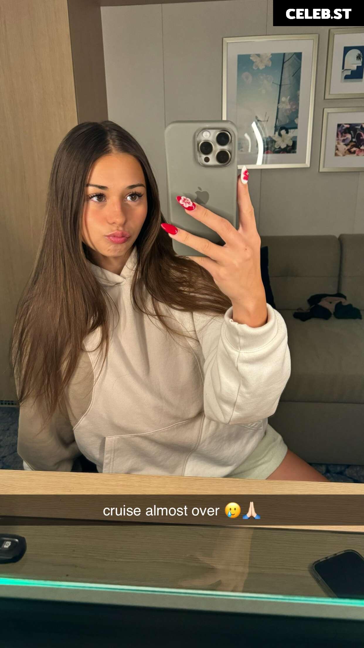 Malayaax - Sophieraiin Image 20735223