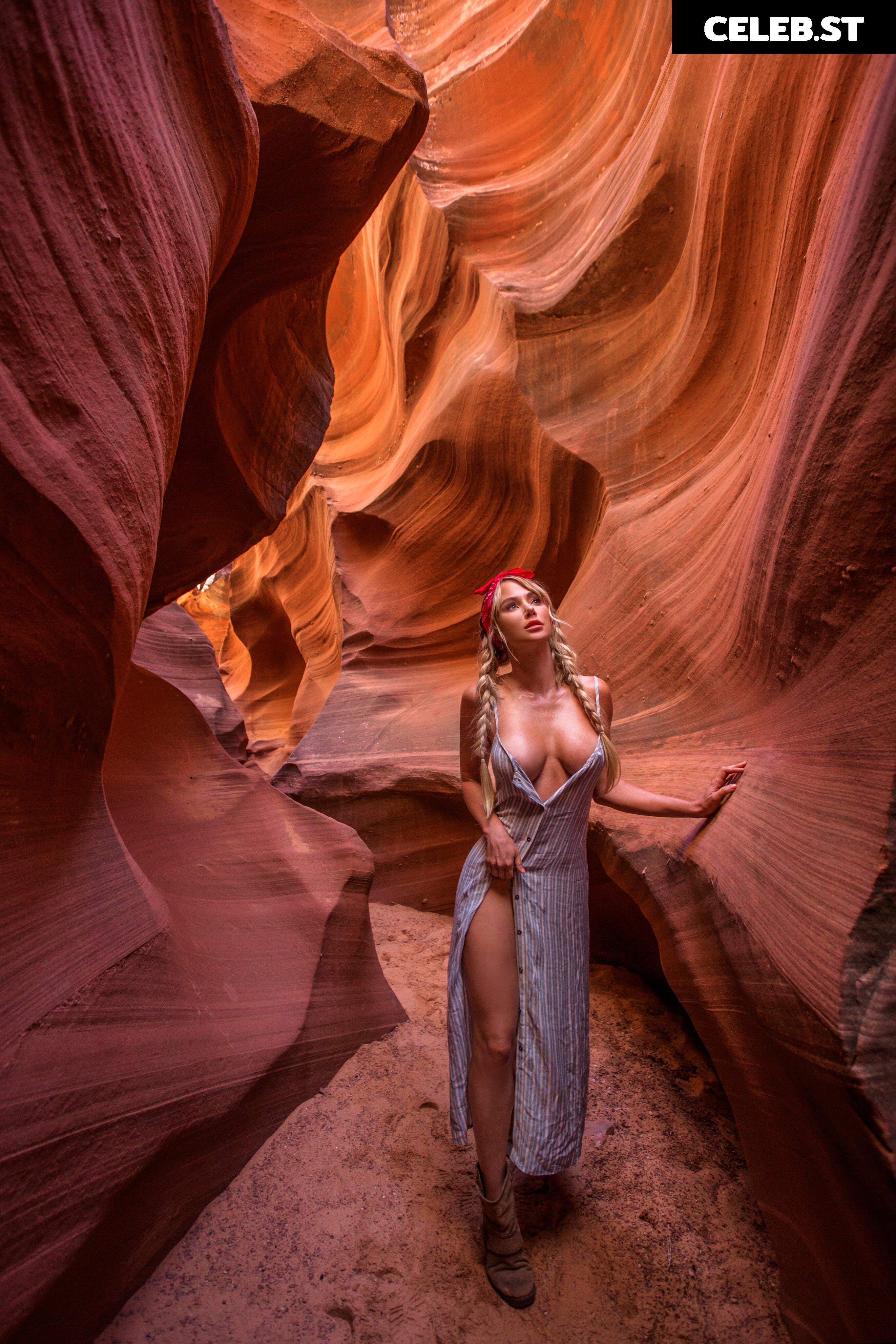 Sara Jean Underwood / Saraunderwood Image 20736225
