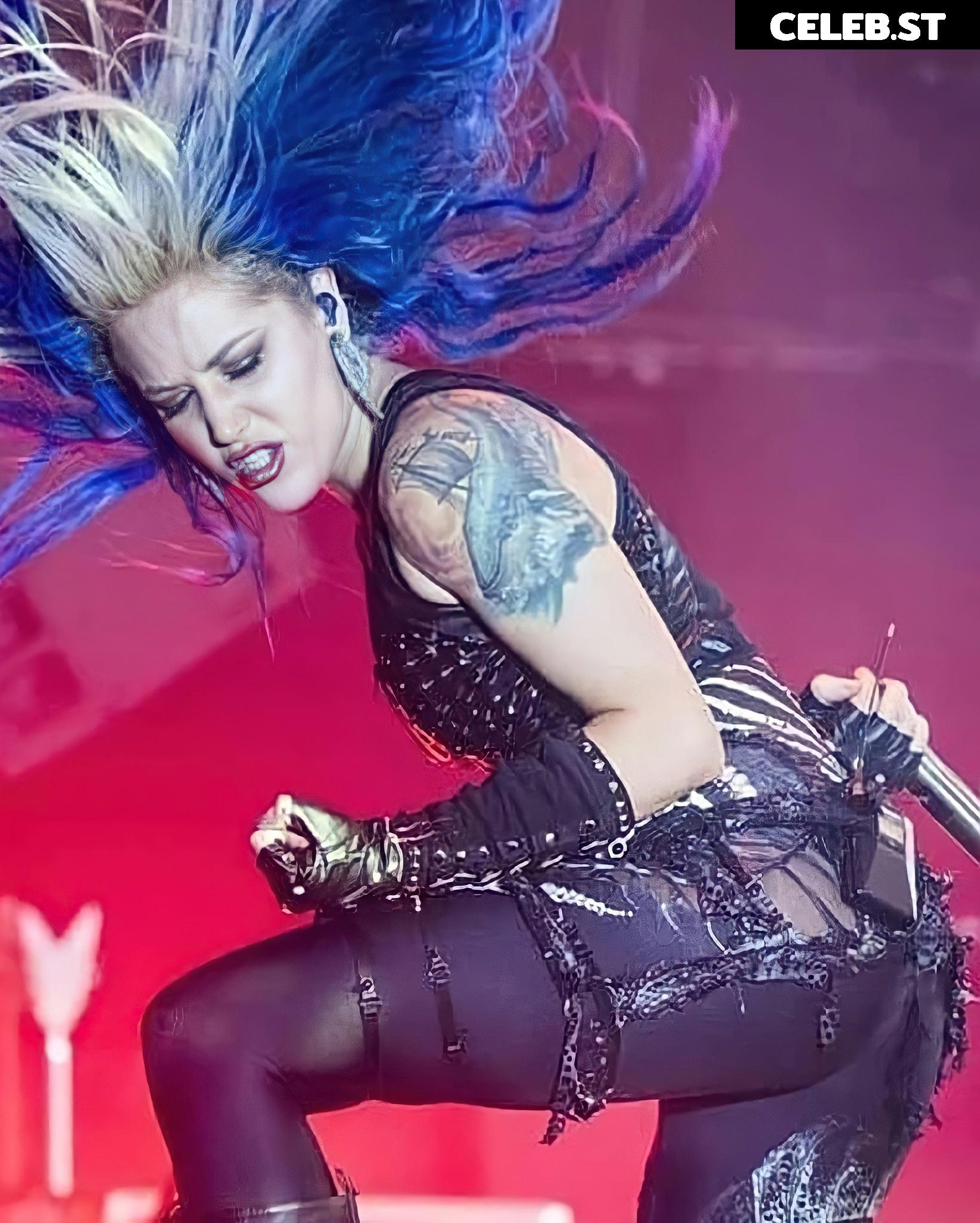 Alissa White-Gluz Image 2073010