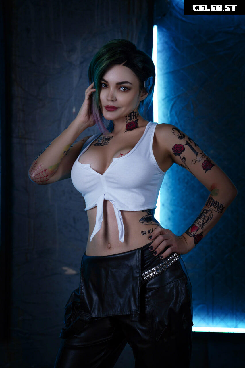 Kalinka Fox (Christina Fink) Image 20700382