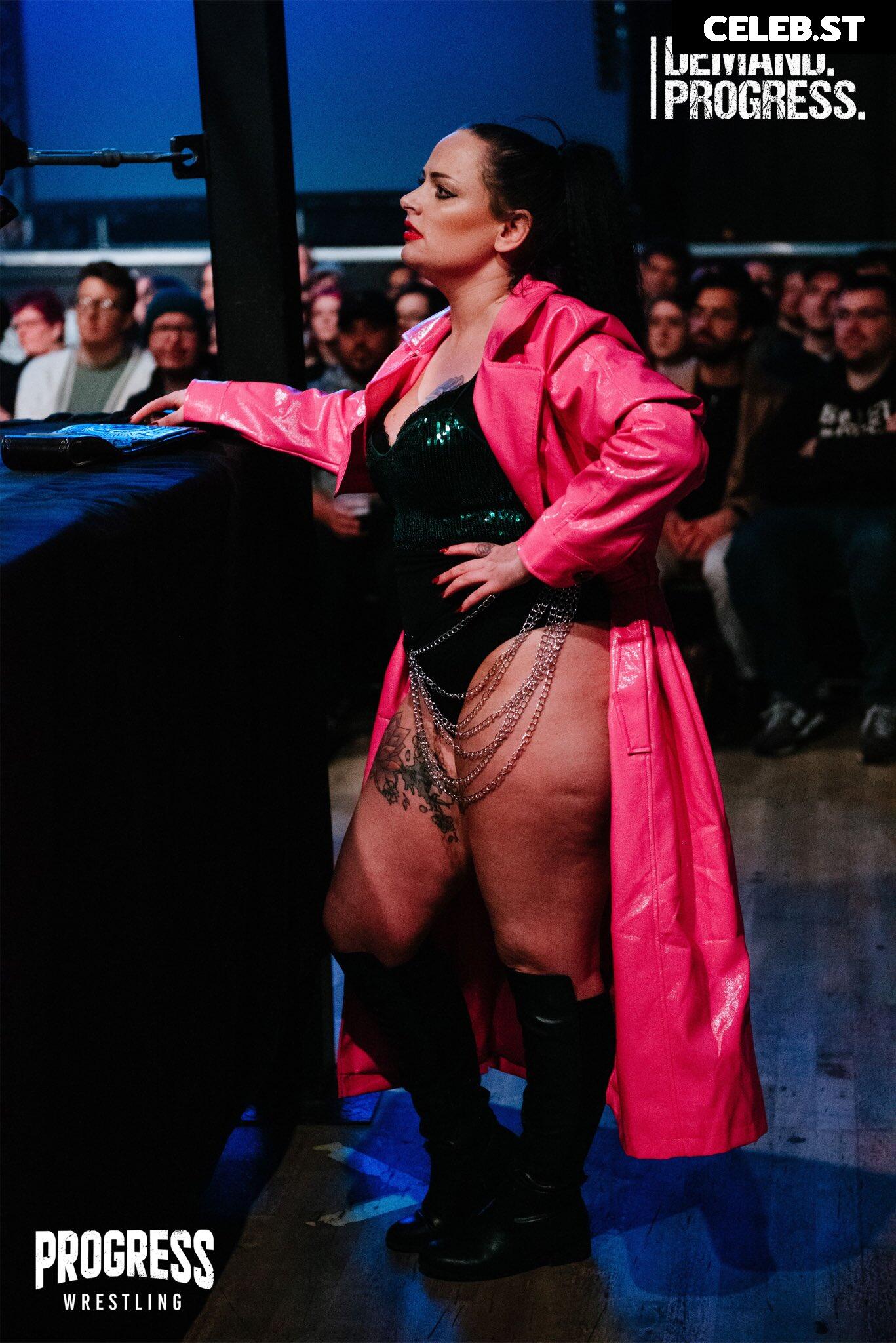 Lana Austin Image 20796789