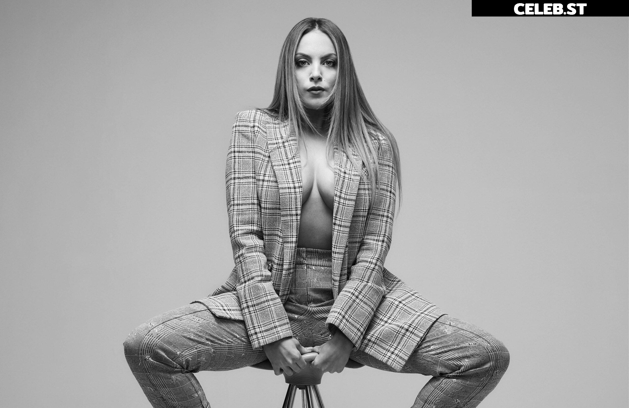 Elizabeth Gillies Image 2079229