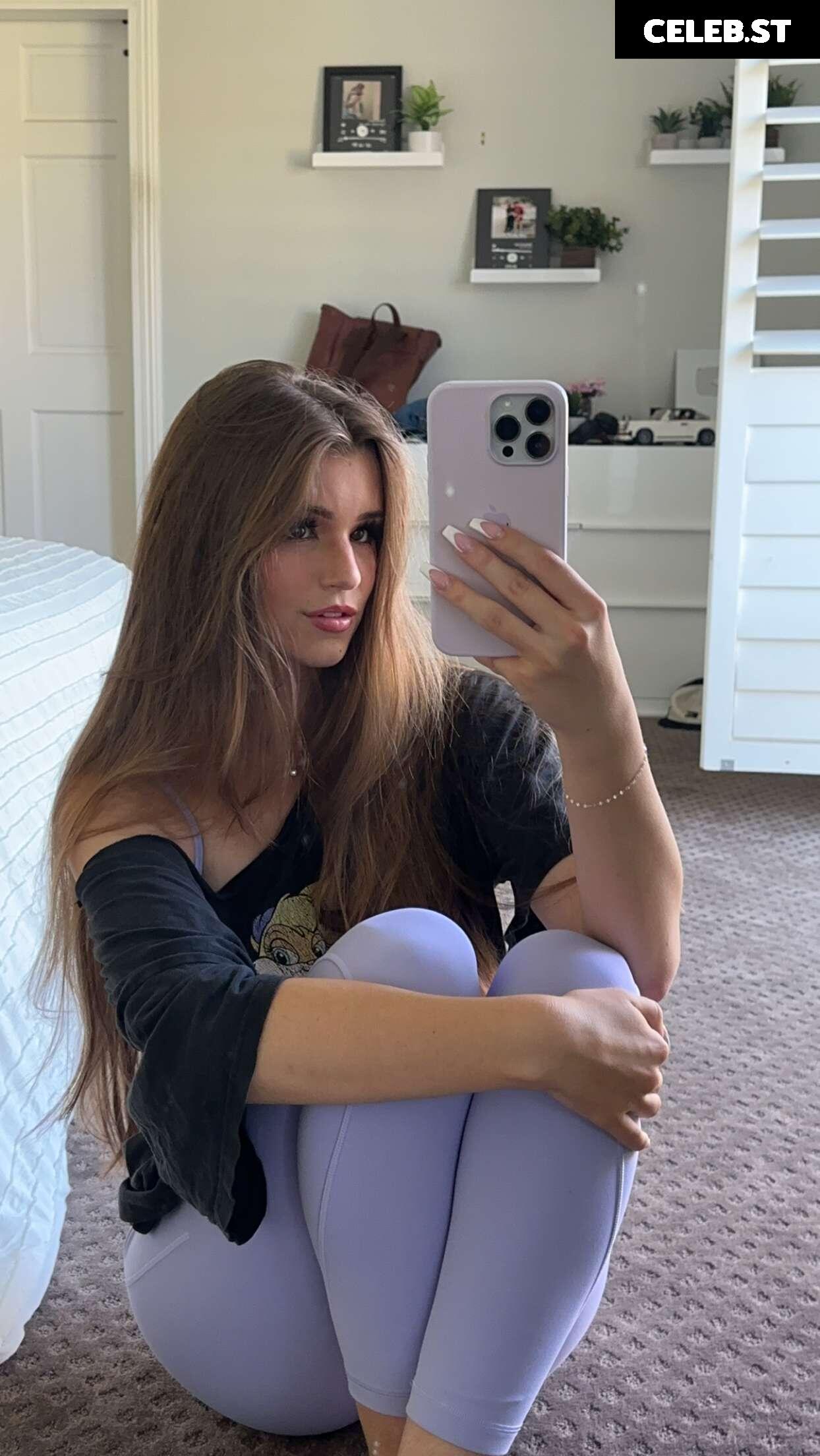 Brooke Monk Image 20654819