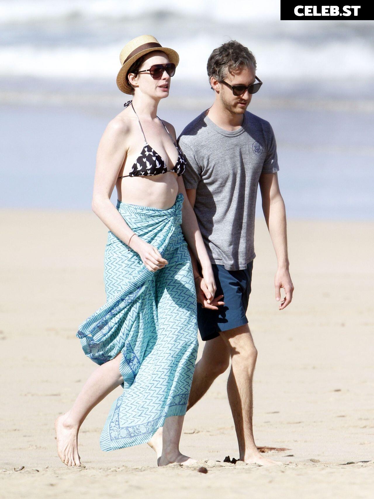 Anne Hathaway Image 2065646