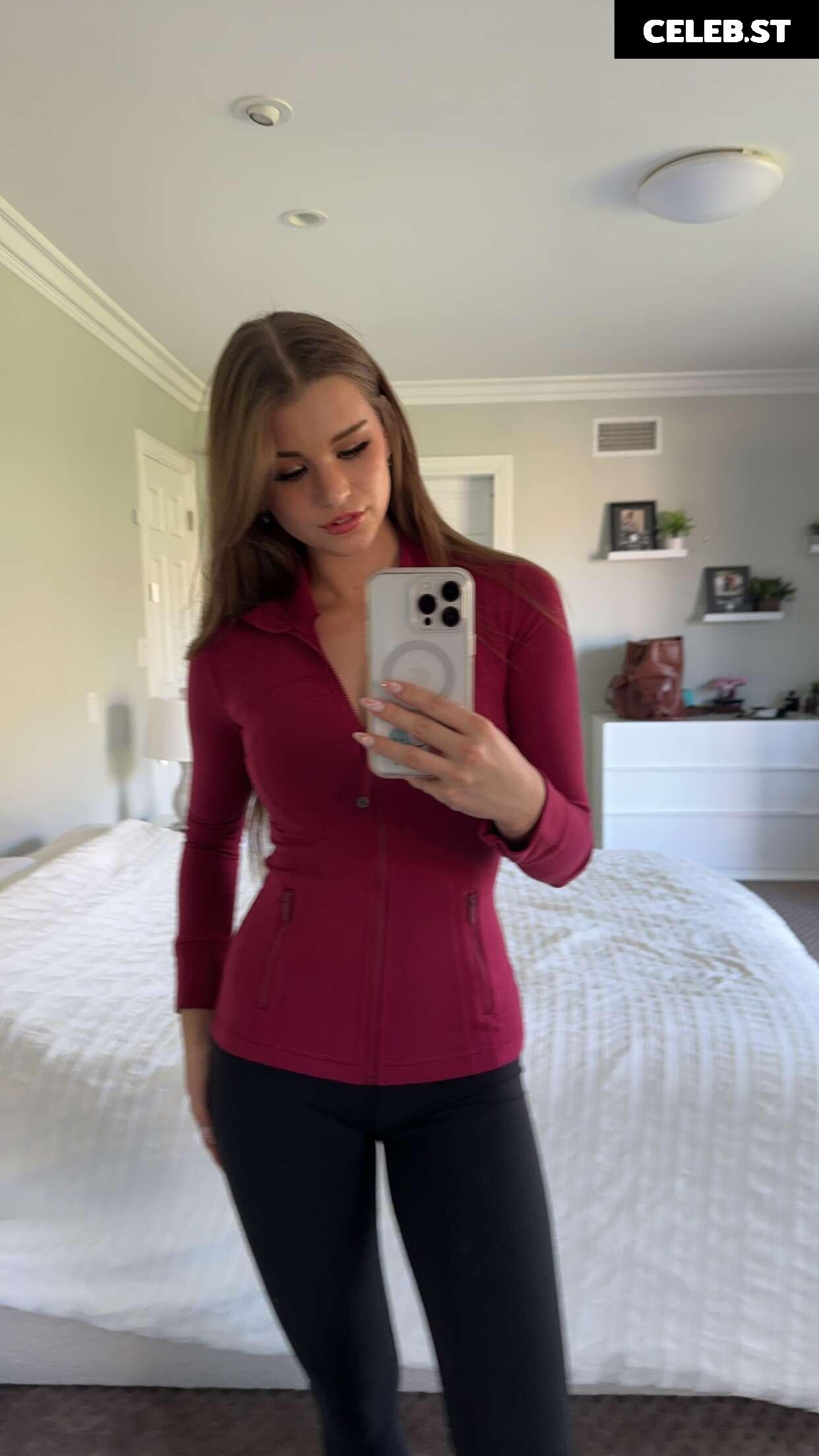 Brooke Monk Image 20656797