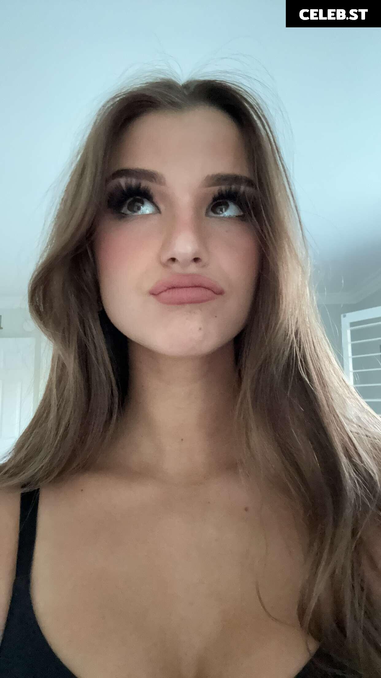 Brooke Monk Image 20656745