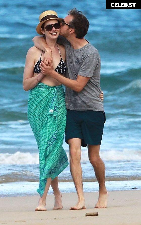 Anne Hathaway Image 2065194