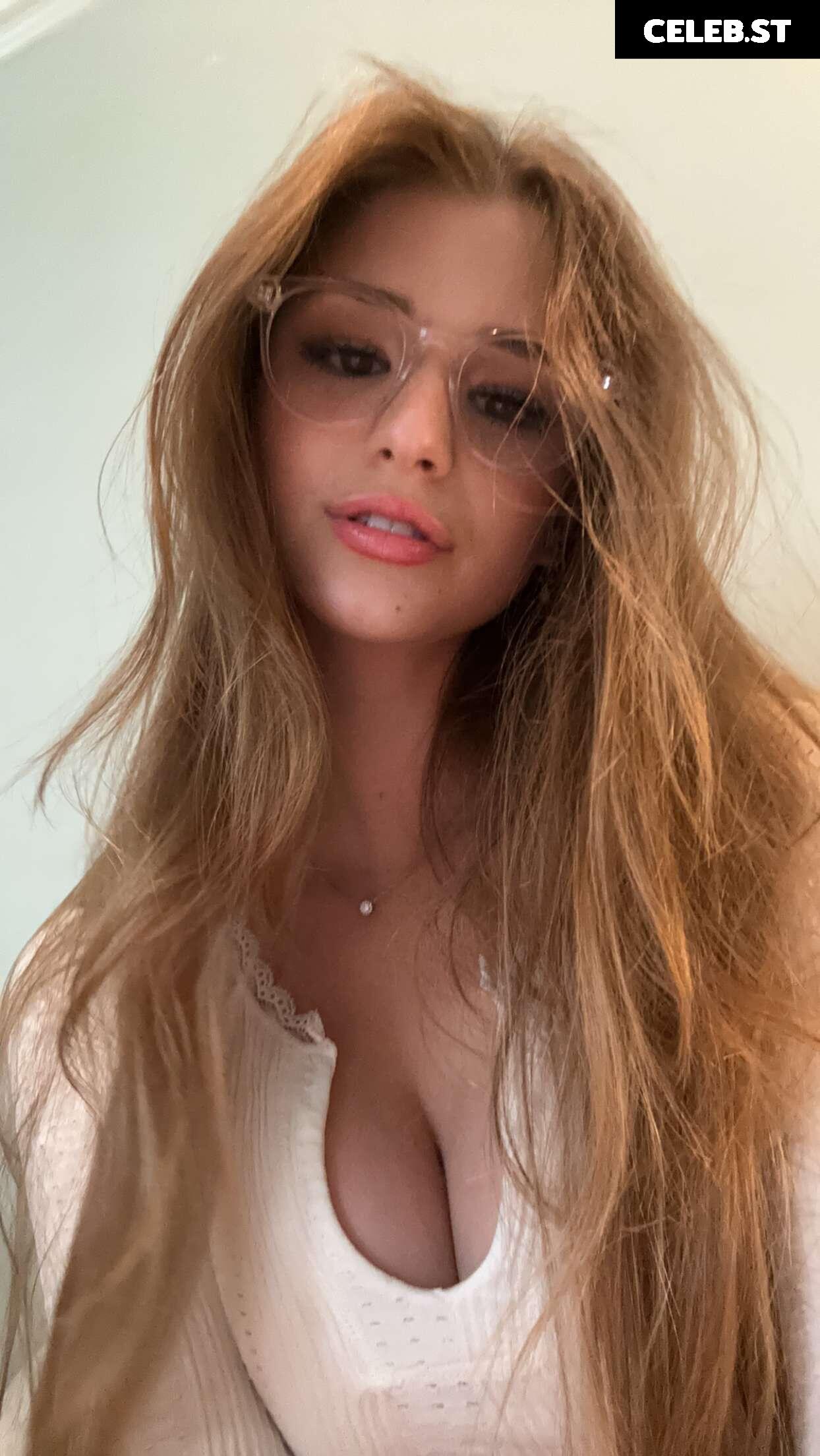 Brooke Monk Image 20651825