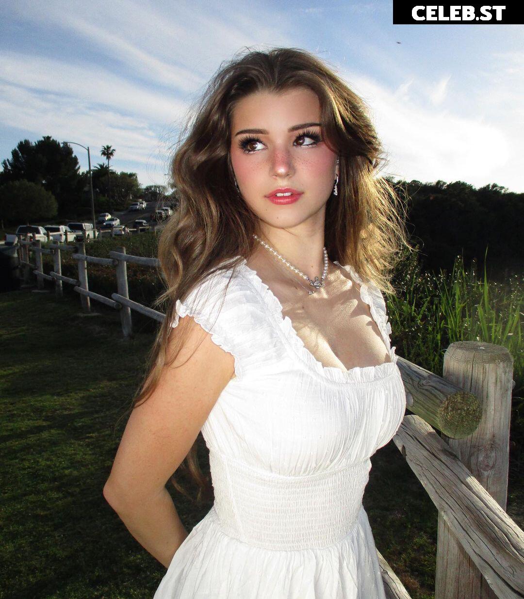 Brooke Monk Image 20651305