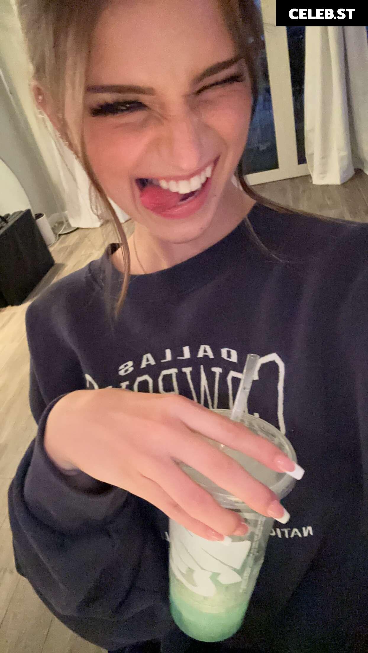 Brooke Monk Image 20653420