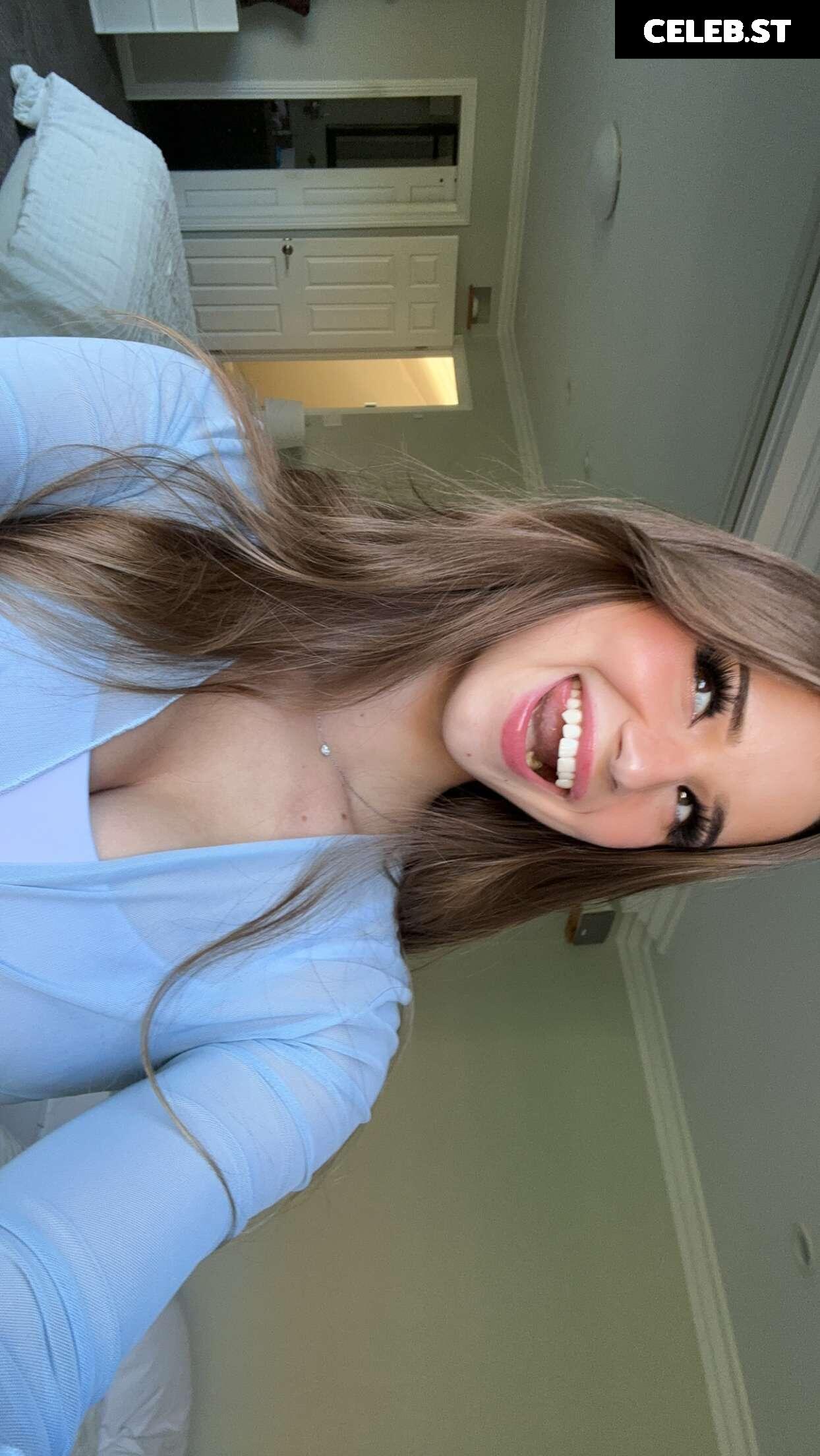 Brooke Monk Image 20653025