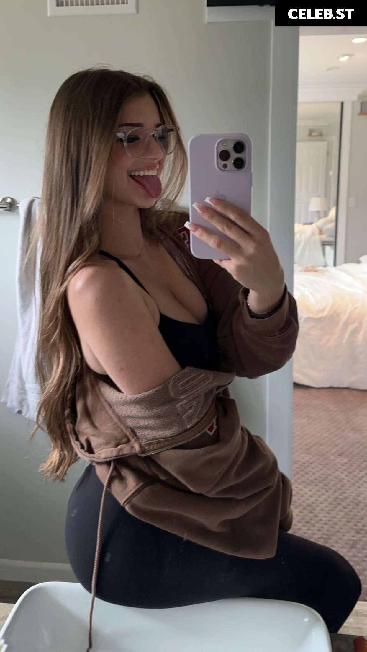 Brooke Monk Image 20652425