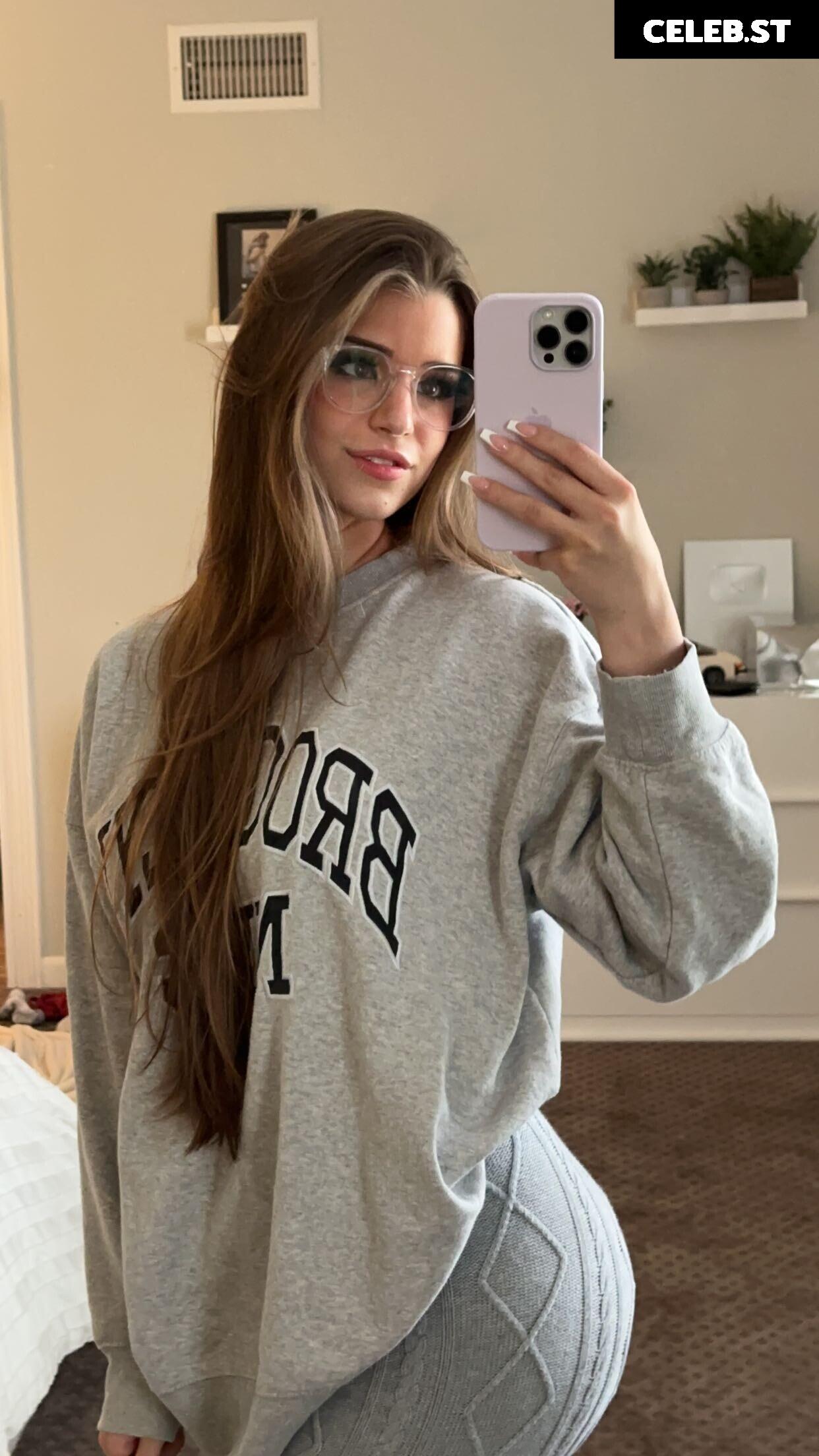 Brooke Monk Image 20652183