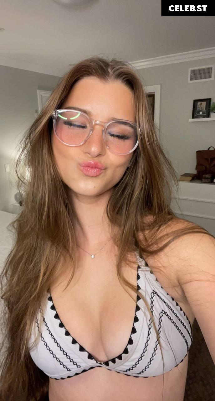 Brooke Monk Image 20652029