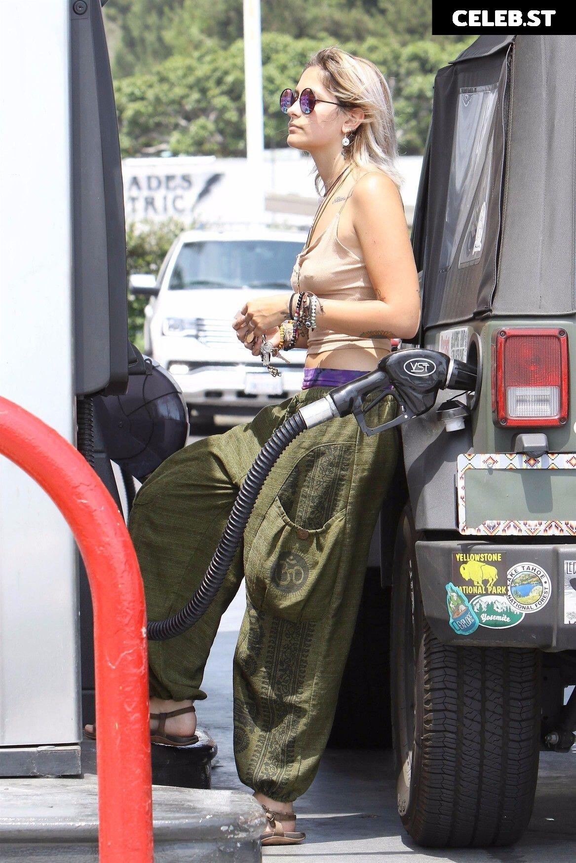 Paris Jackson Image 2066892