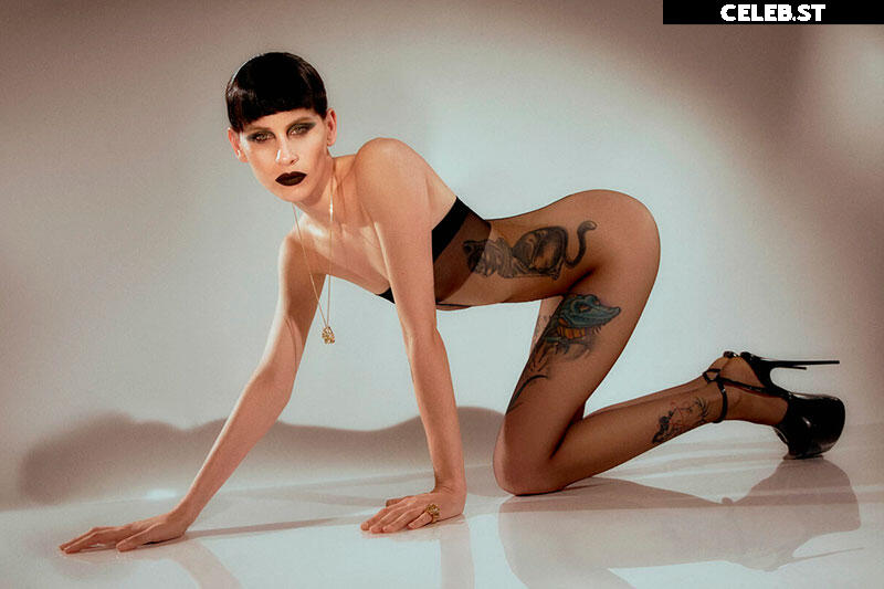Milena Smit Image 2066560