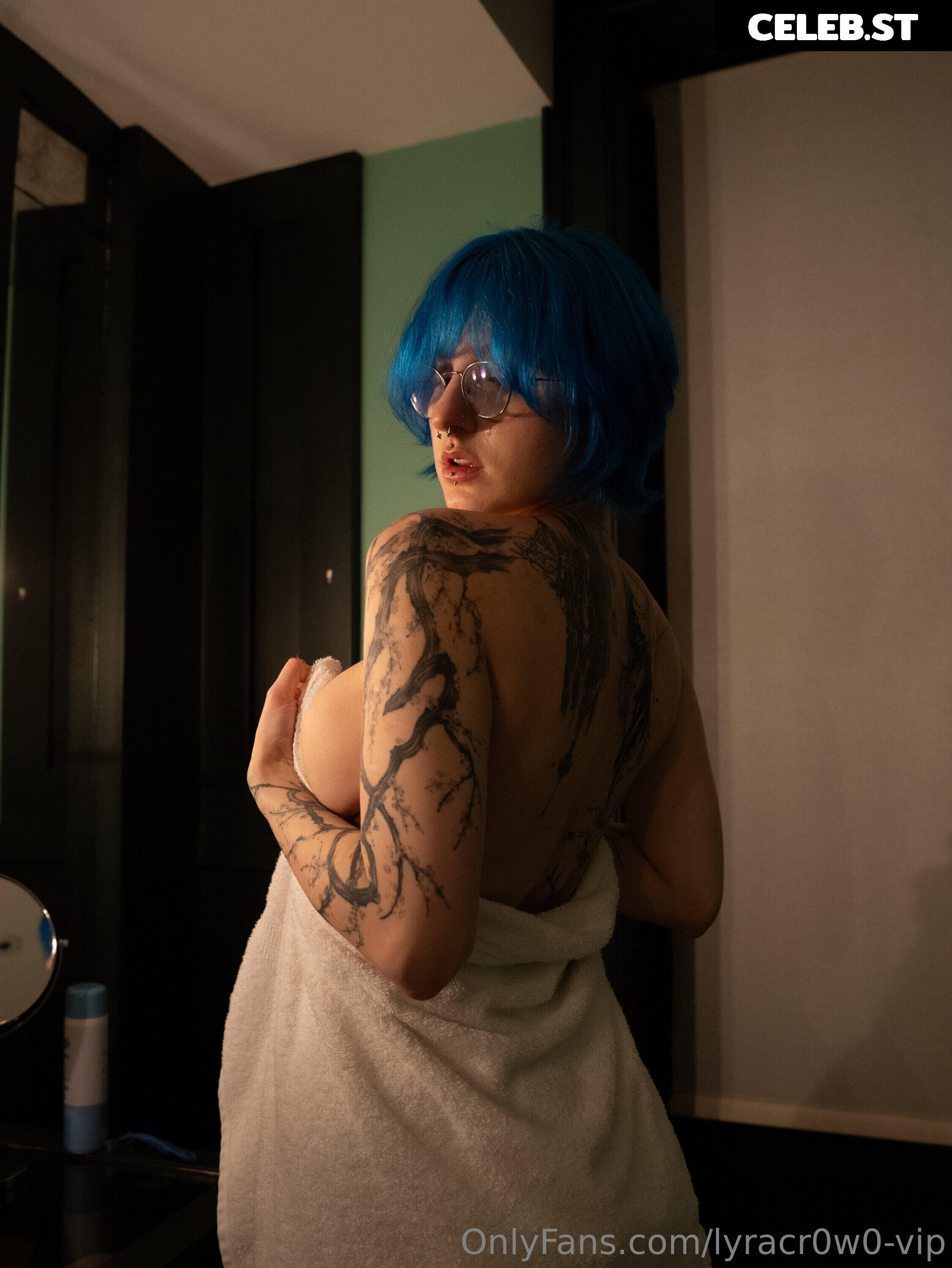 Lyra Crow | lyracr0w0 Image 20660615