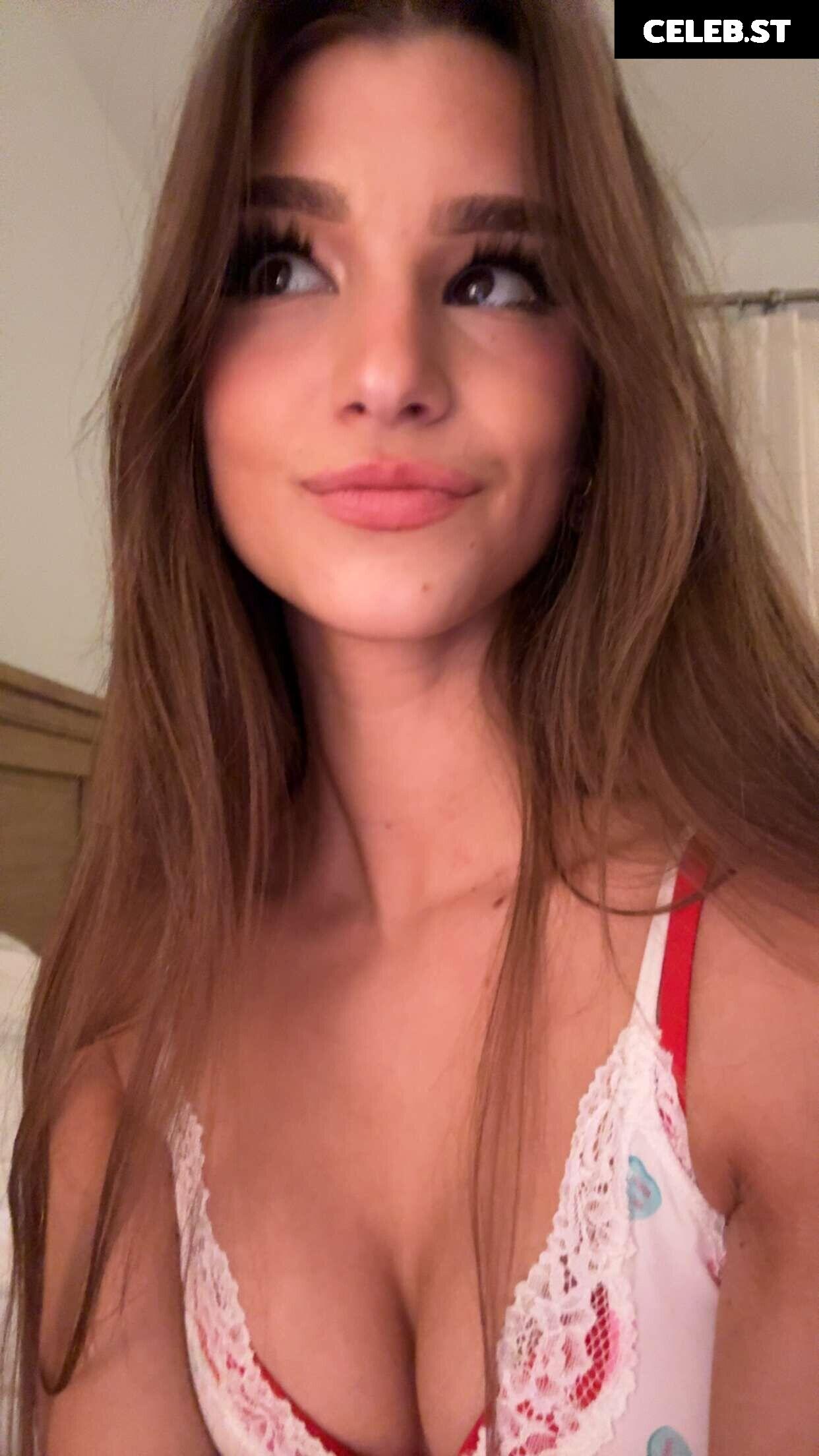 Brooke Monk Image 20660385