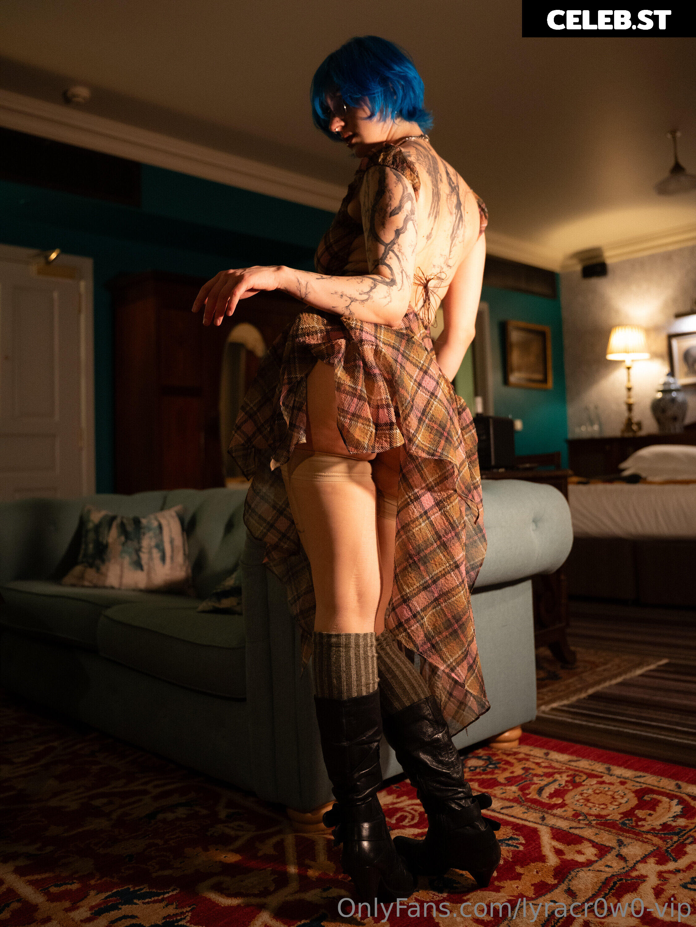 Lyra Crow | lyracr0w0 Image 20660266