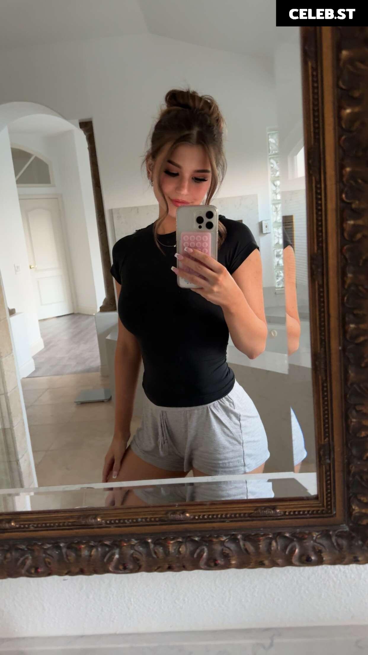 Brooke Monk Image 20669089