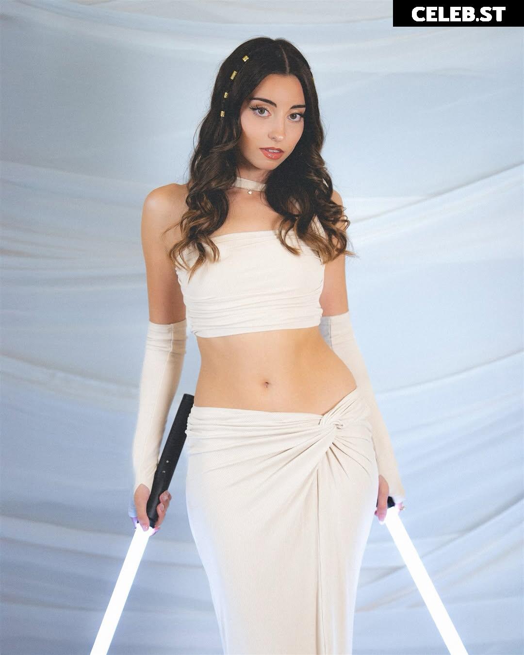 Lea Martinez / slayeas Image 20678105