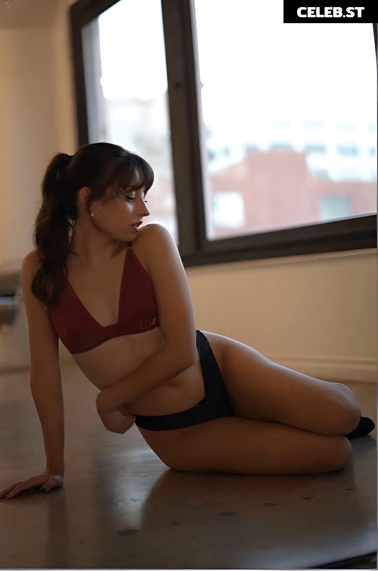 Lea Martinez / slayeas Image 20678289