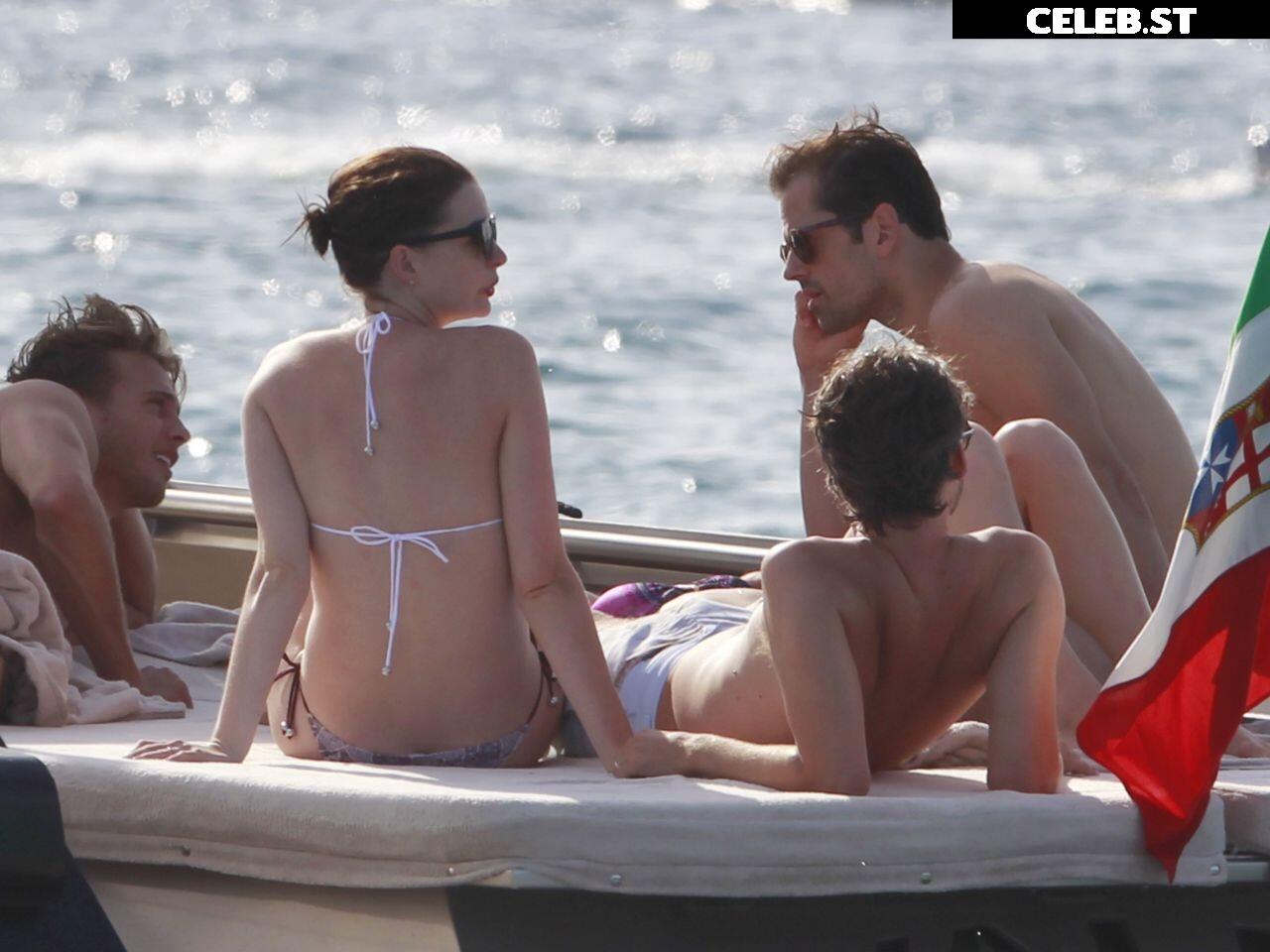 Anne Hathaway Image 2067191