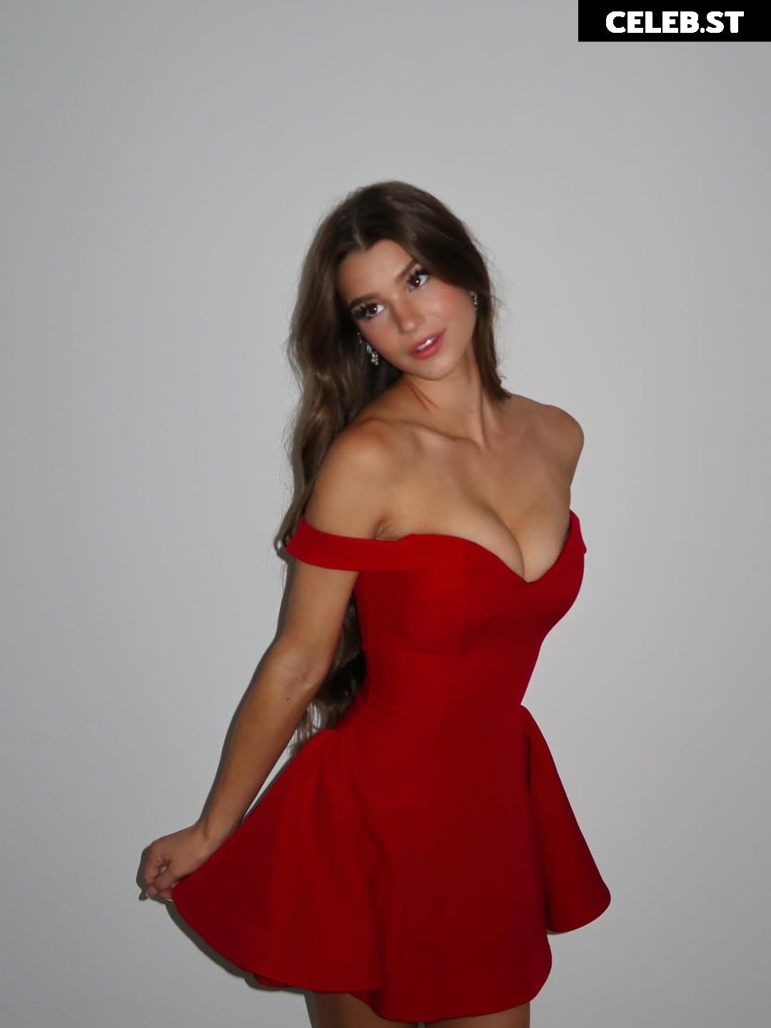 Brooke Monk Image 20672707