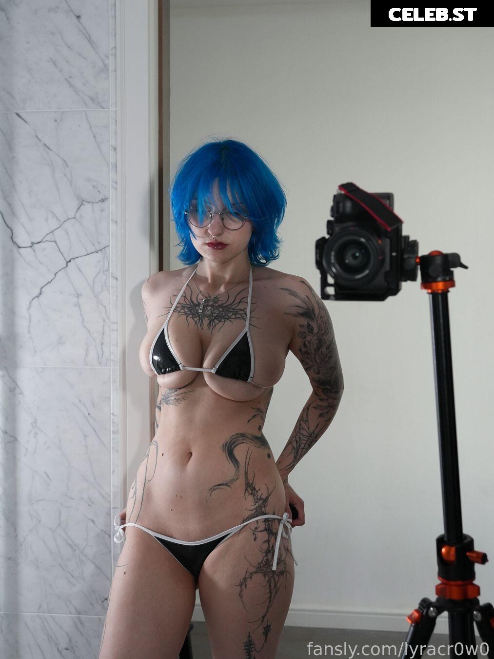 Lyra Crow | lyracr0w0 Image 20648116