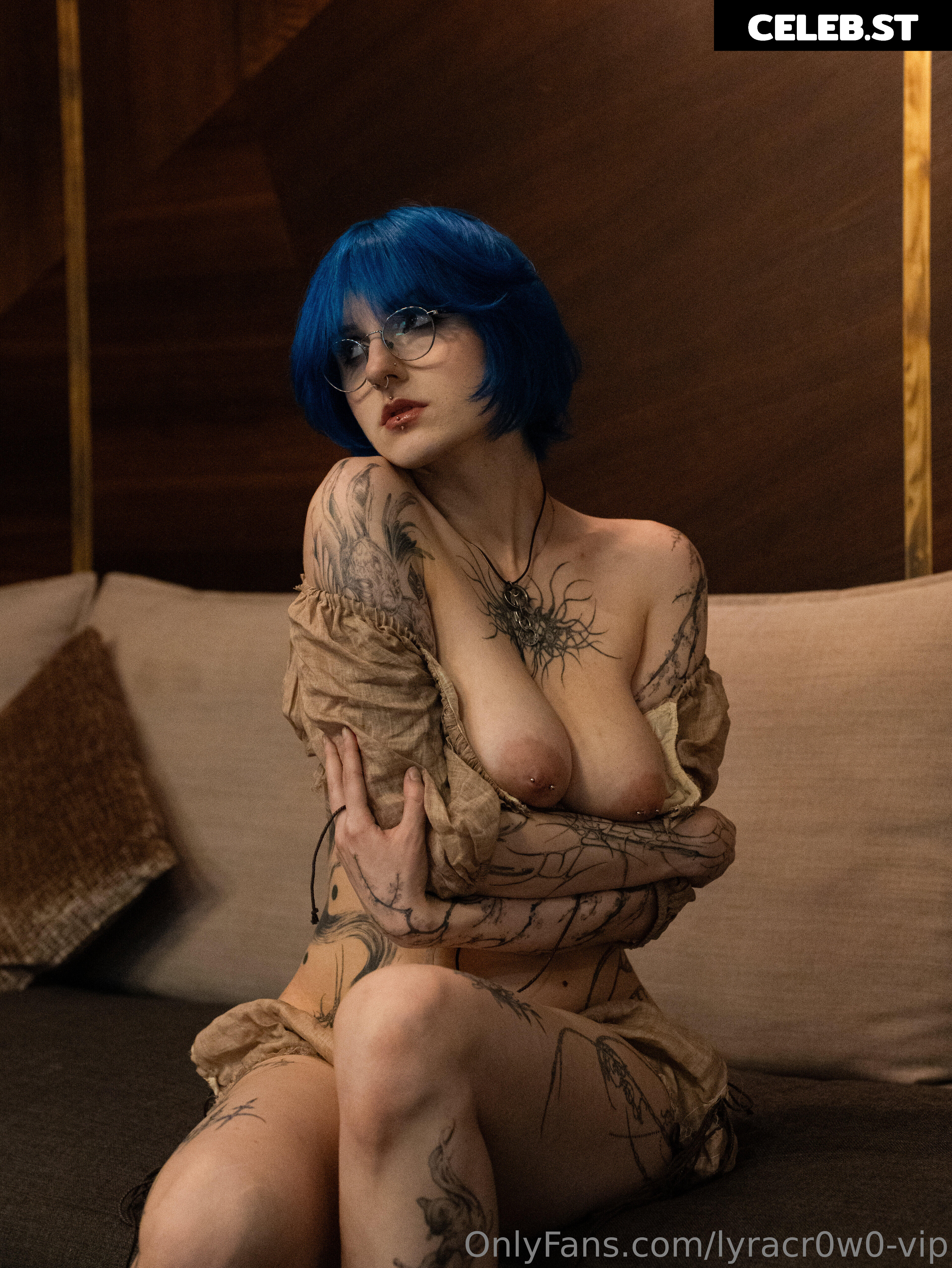 Lyra Crow | lyracr0w0 Image 20648328