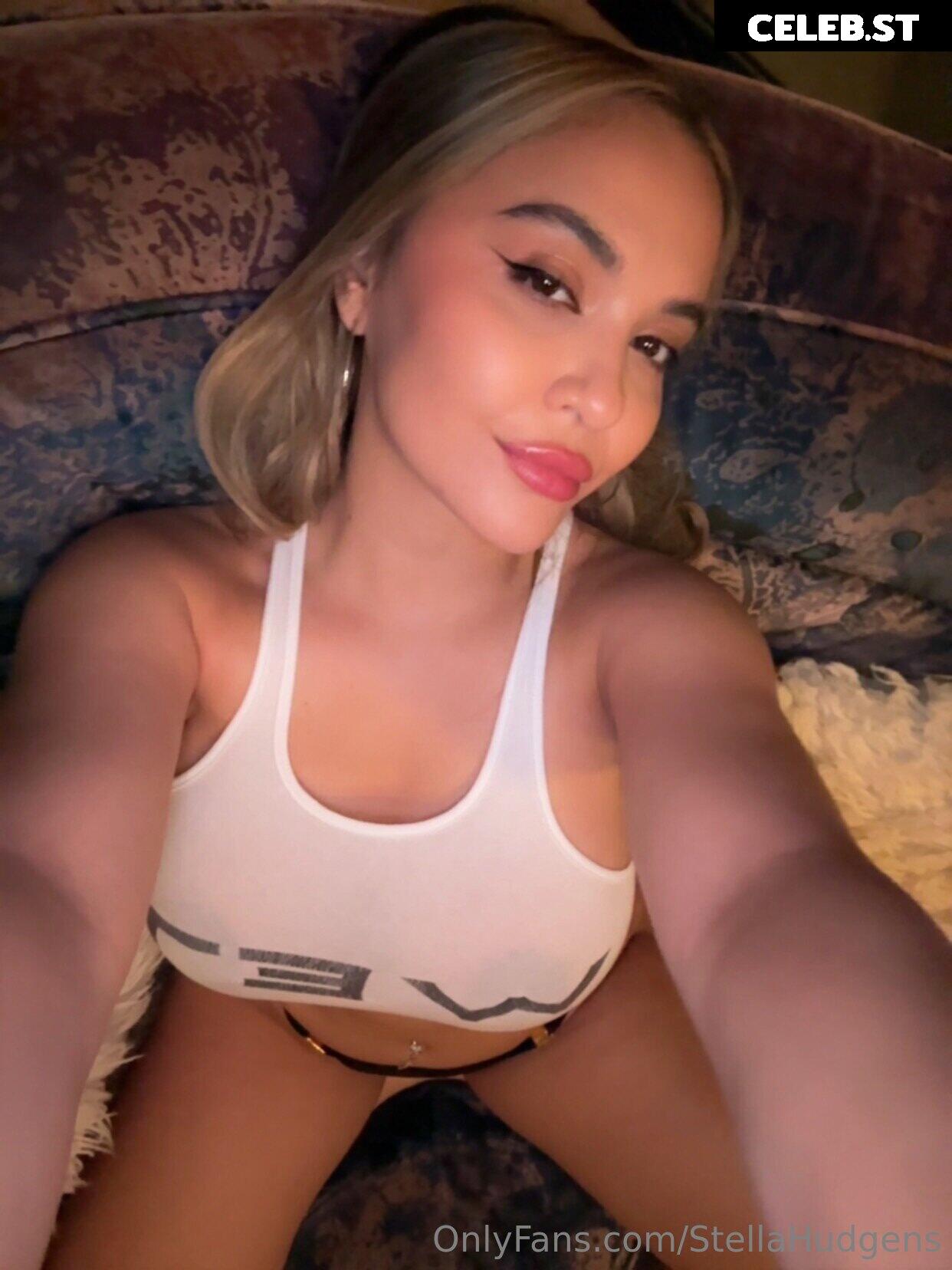 Stella Hudgens (Vanessa's Sister) Image 20645949