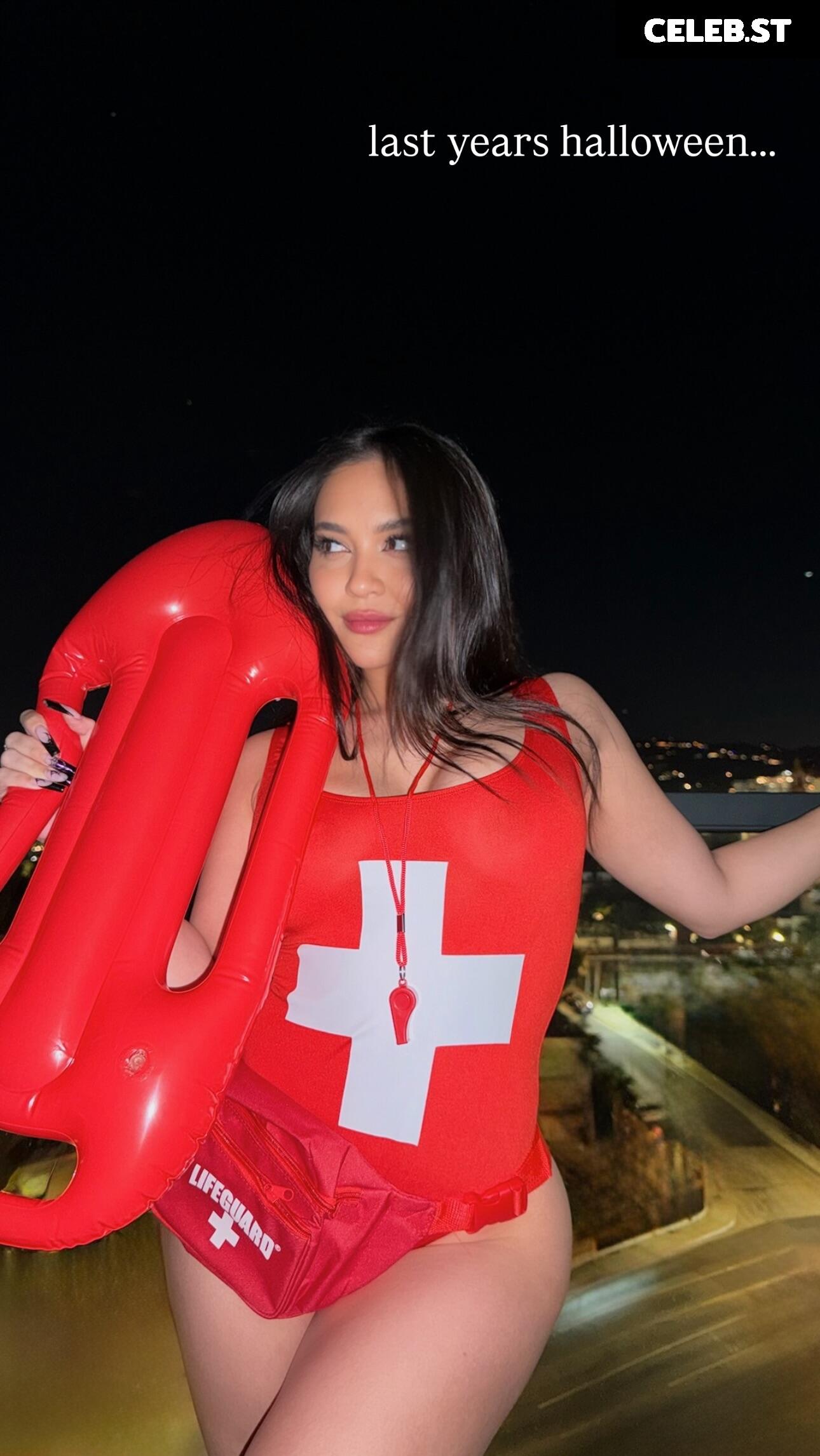 Stella Hudgens (Vanessa's Sister) Image 20645623