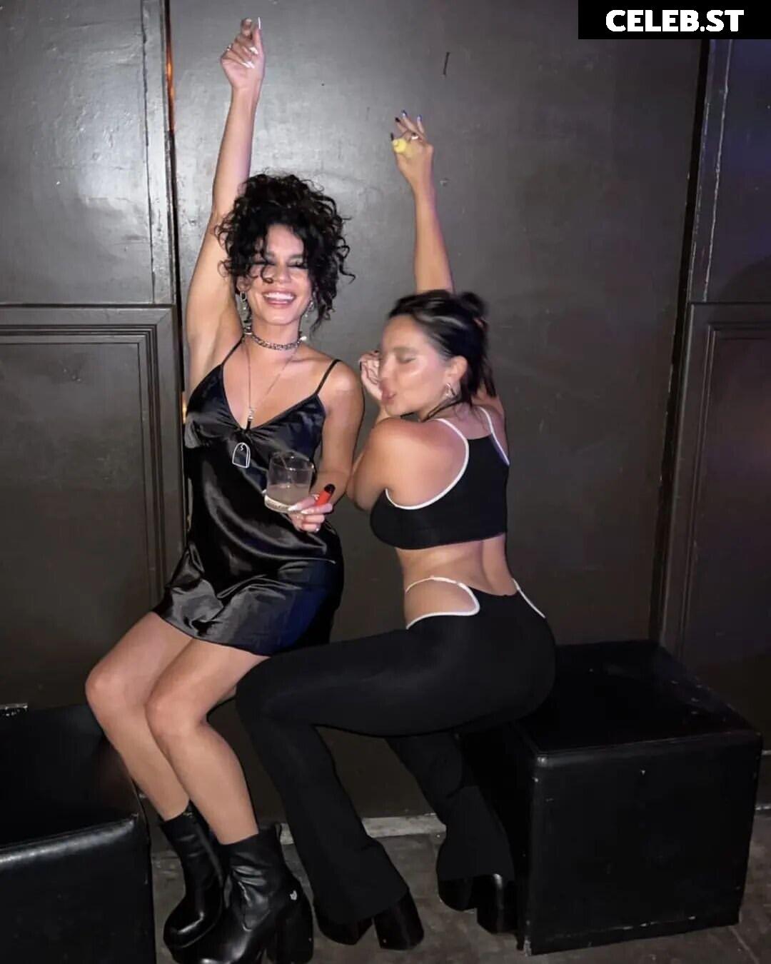 Stella Hudgens (Vanessa's Sister) Image 20644907