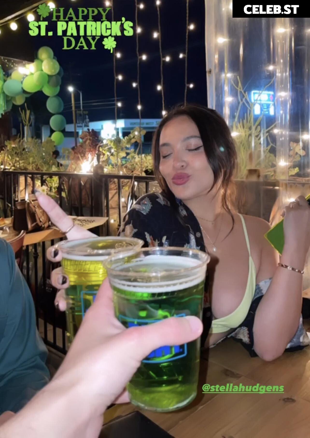 Stella Hudgens (Vanessa's Sister) Image 20644846