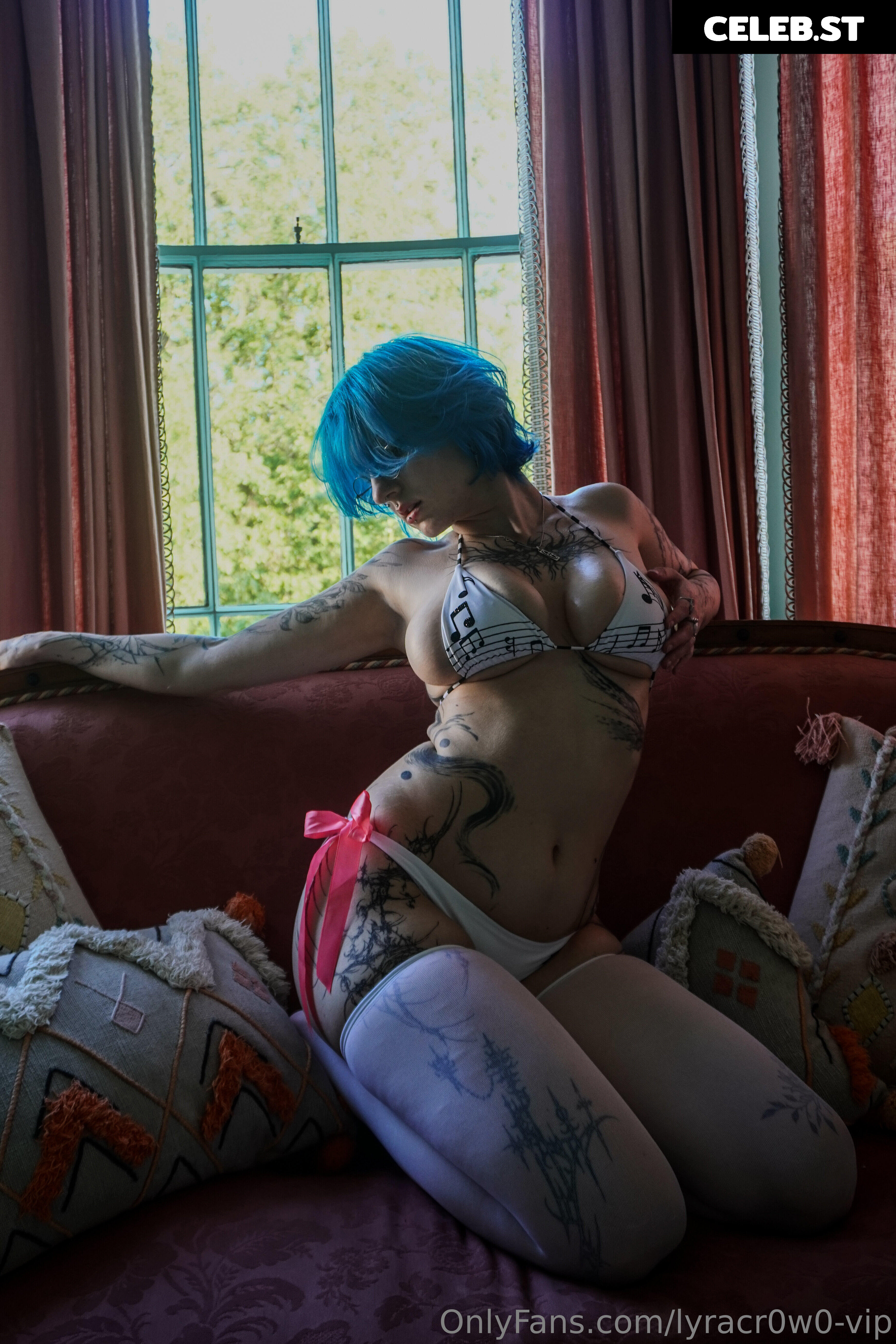 Lyra Crow | lyracr0w0 Image 20647813