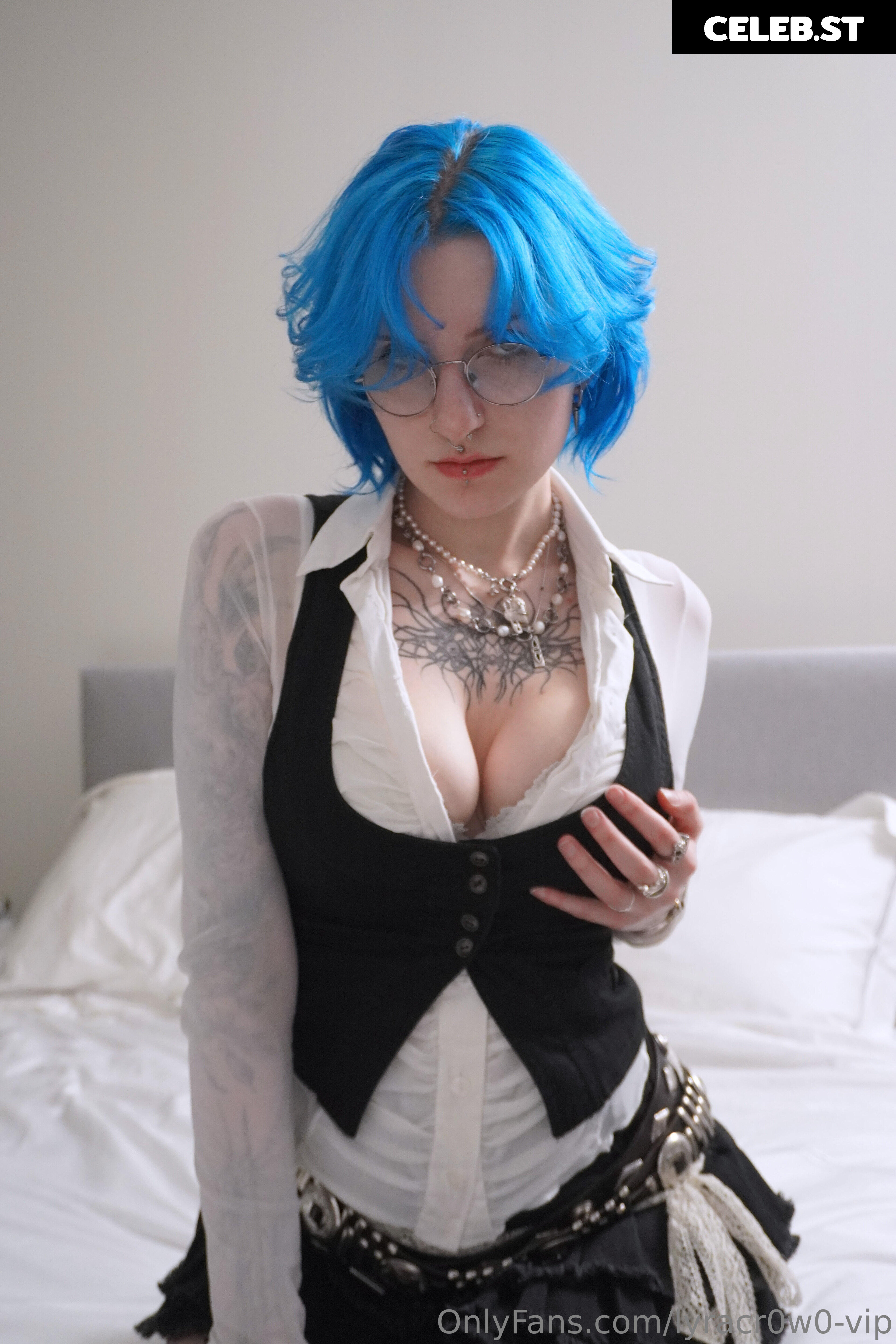 Lyra Crow | lyracr0w0 Image 20647454