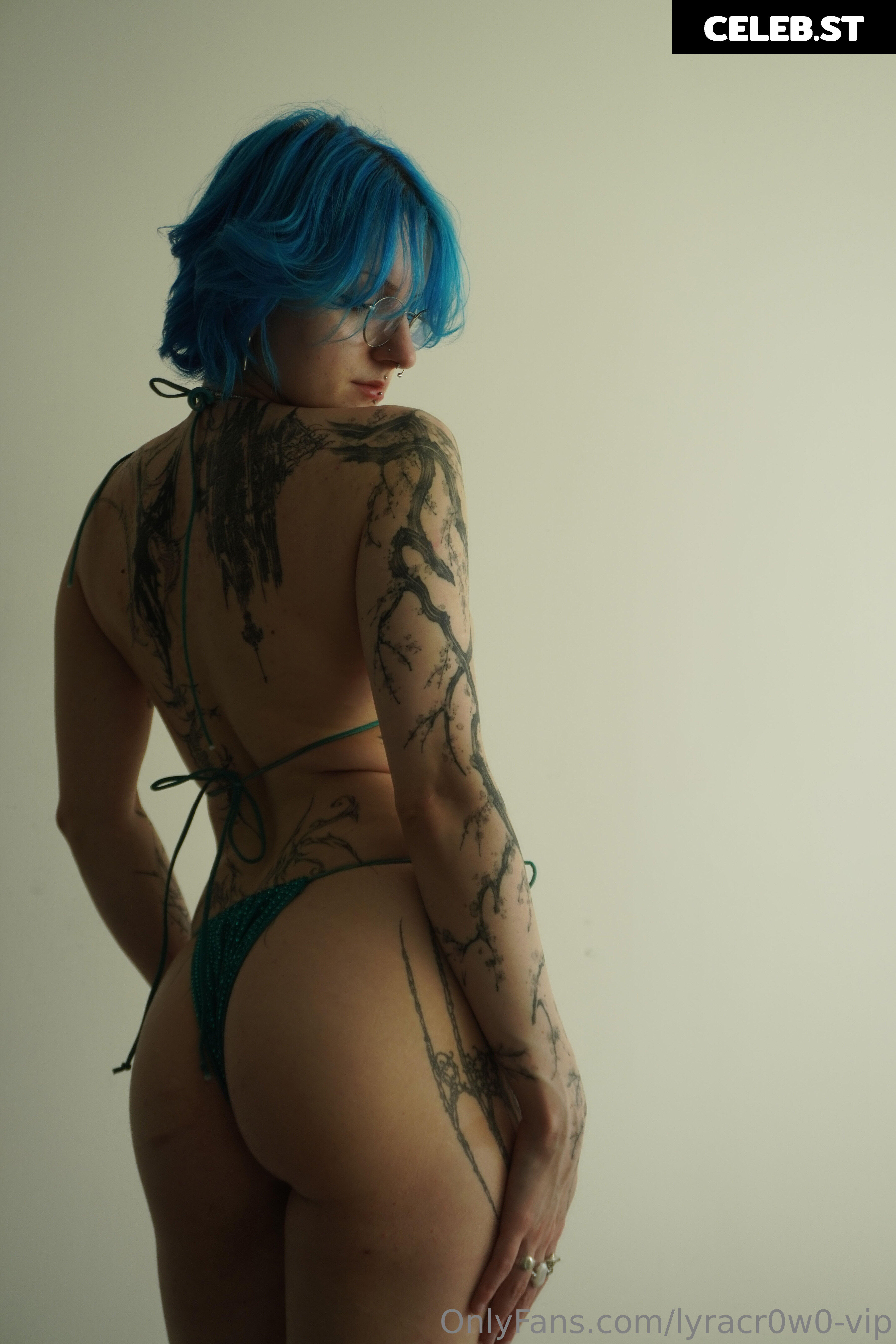 Lyra Crow | lyracr0w0 Image 20647759
