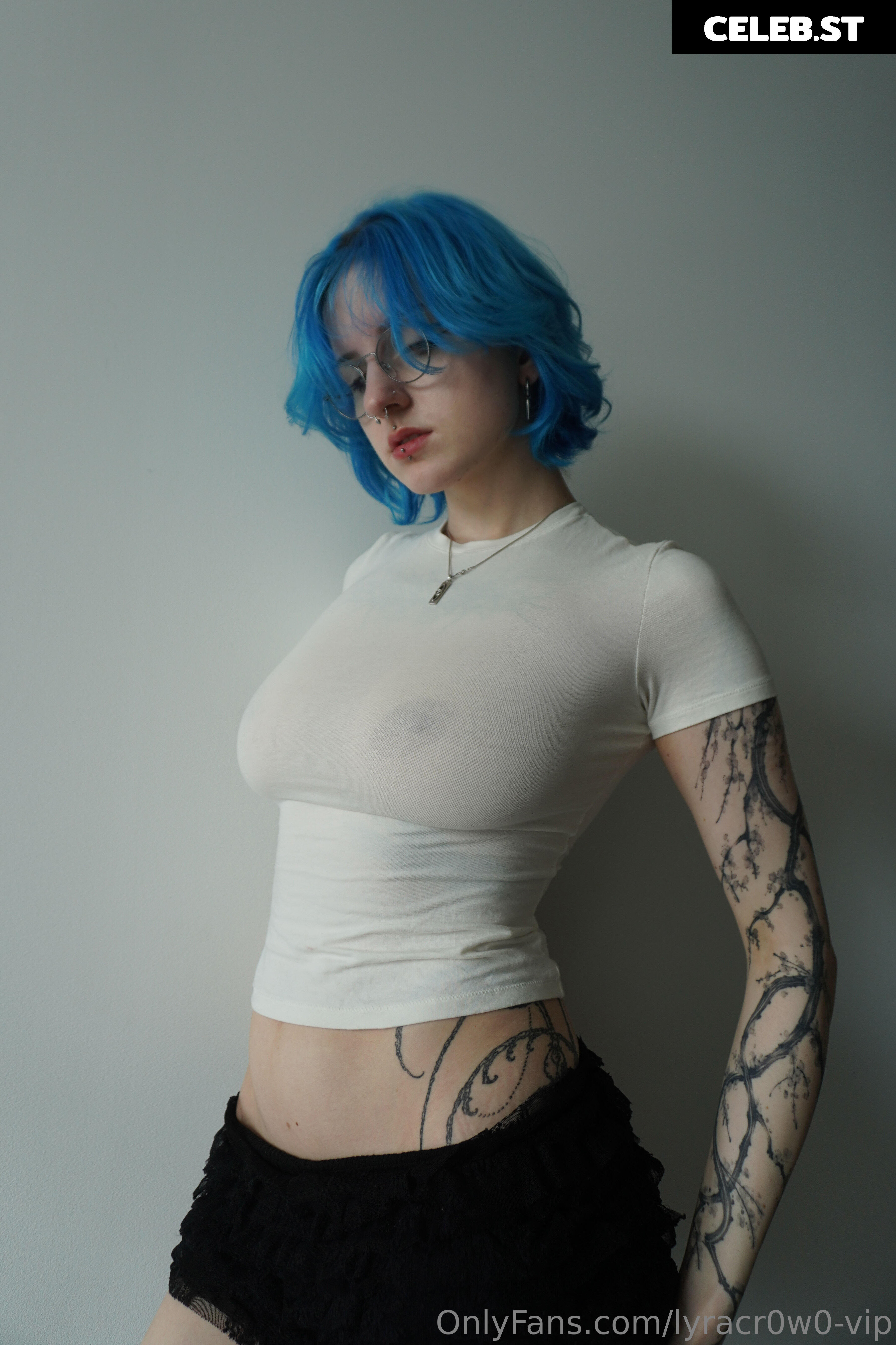 Lyra Crow | lyracr0w0 Image 20647622
