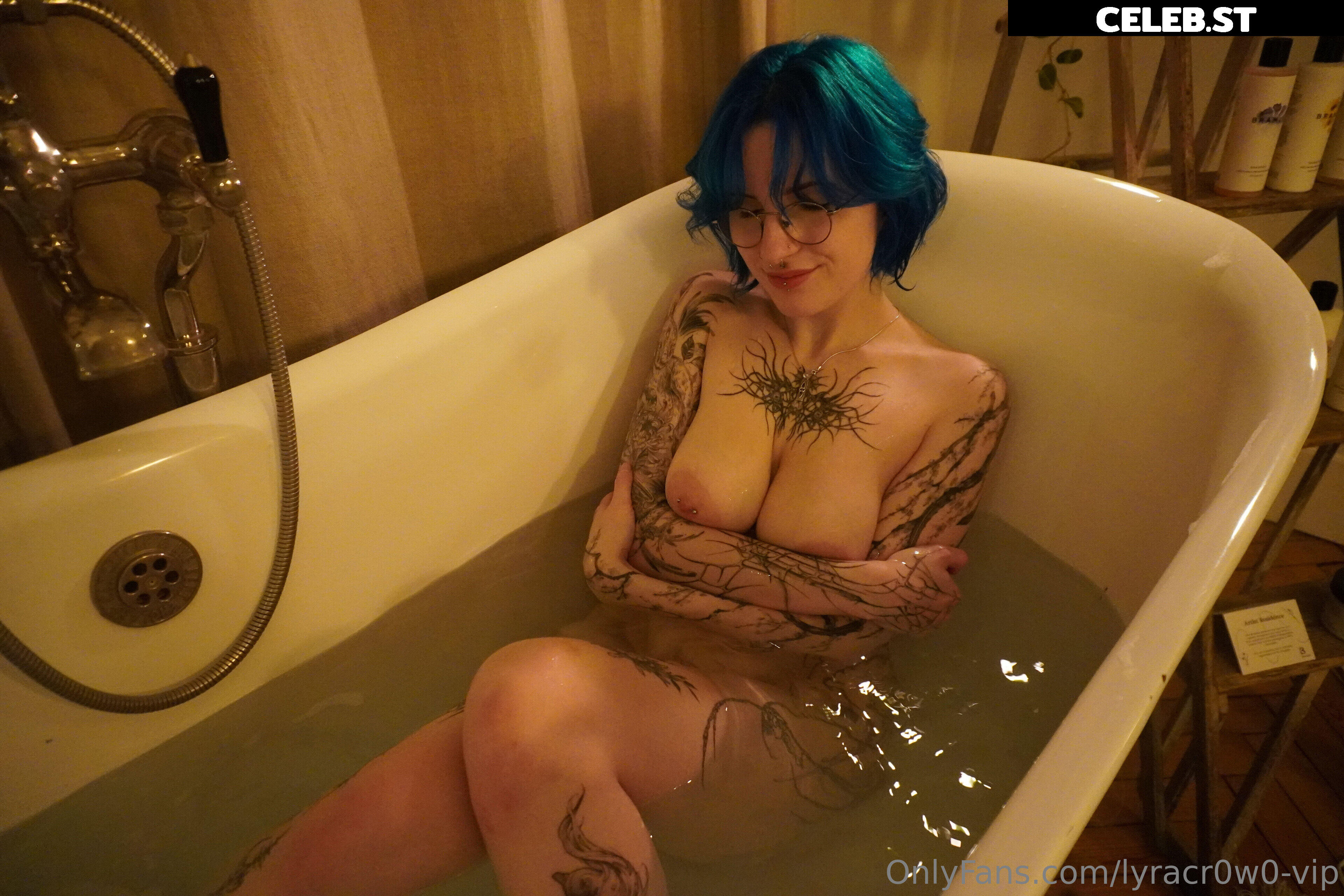 Lyra Crow | lyracr0w0 Image 20647314