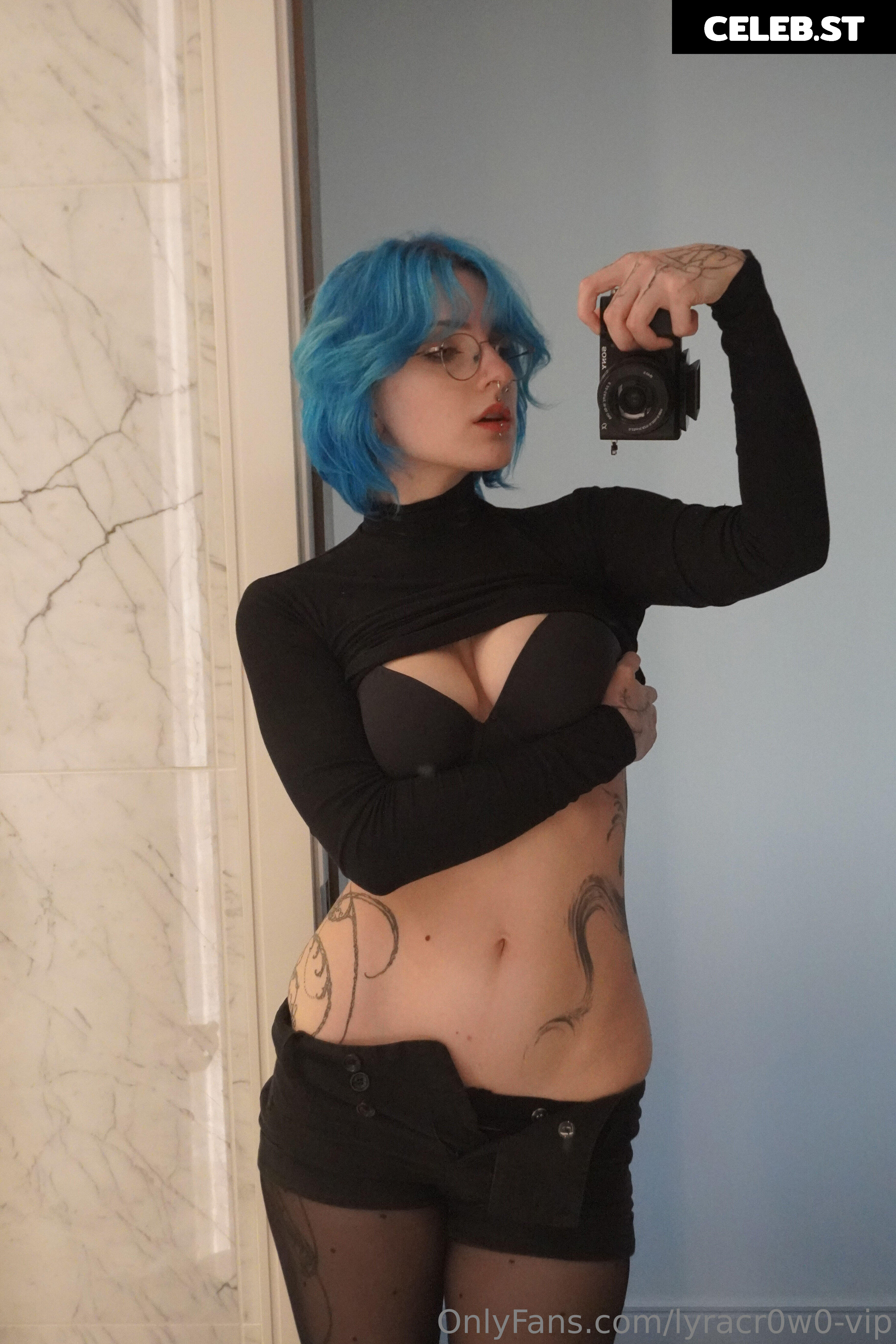 Lyra Crow | lyracr0w0 Image 20647341