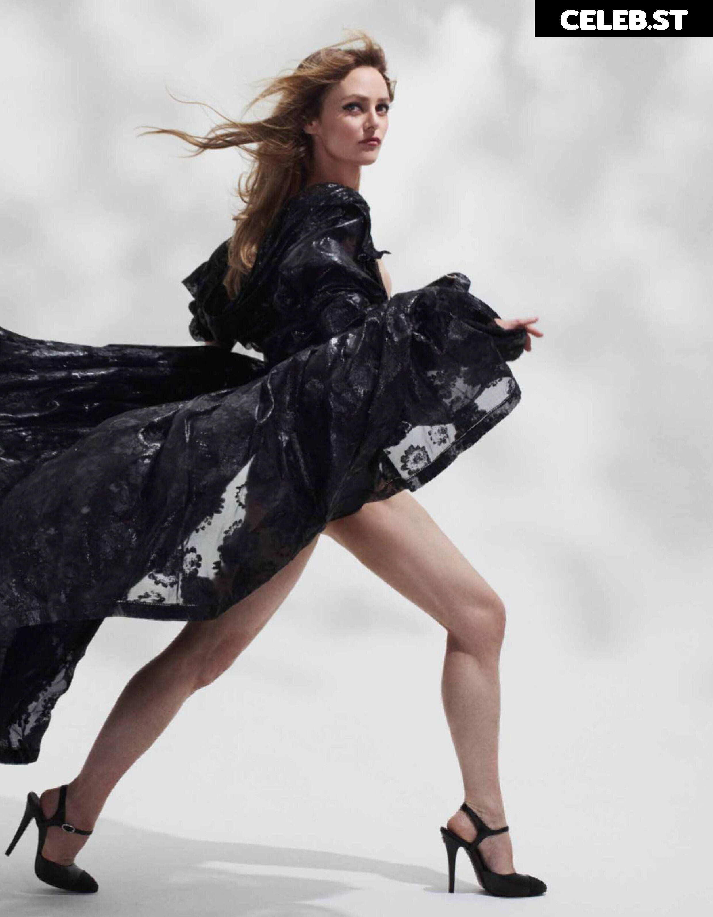 Vanessa Paradis Image 2064051