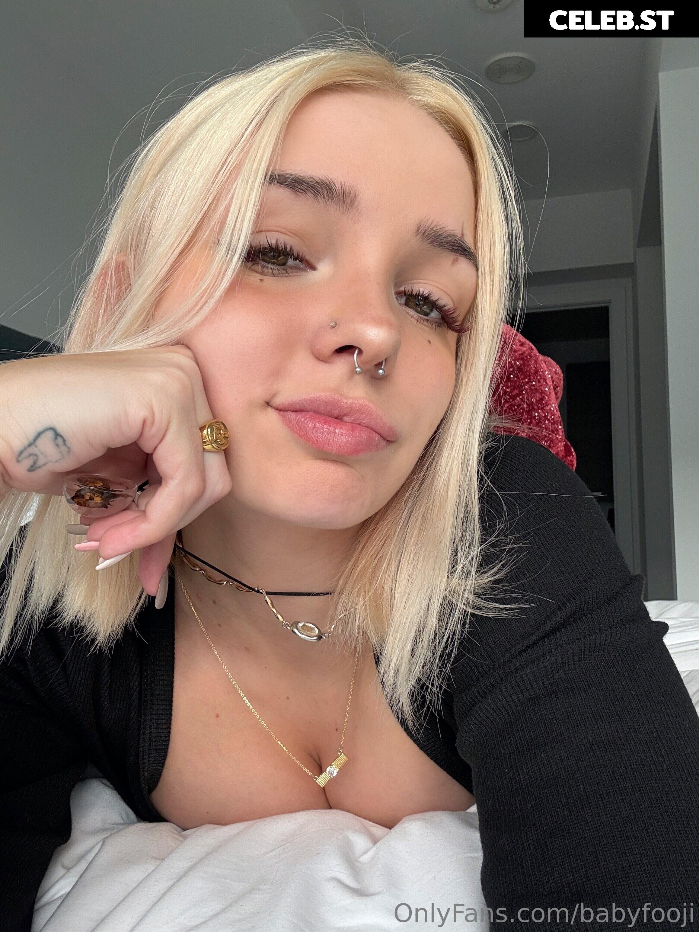 babyfooji / peachtot Image 20642988